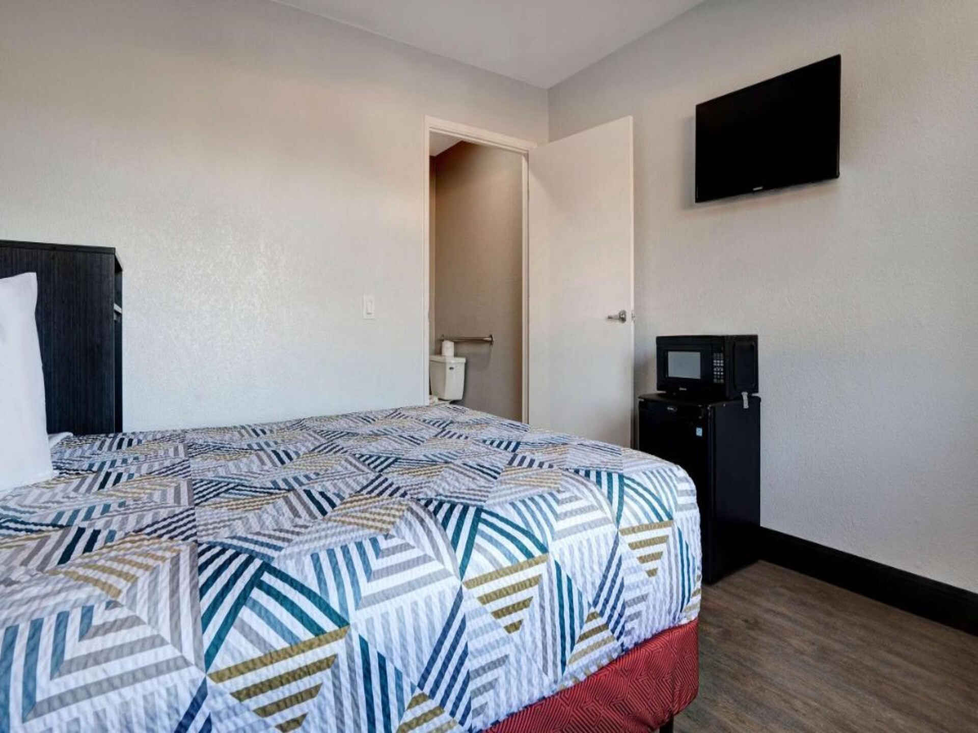 Comfortabel appartement in Arcata met zwembad, nabij strand en luchthaven - foto 10