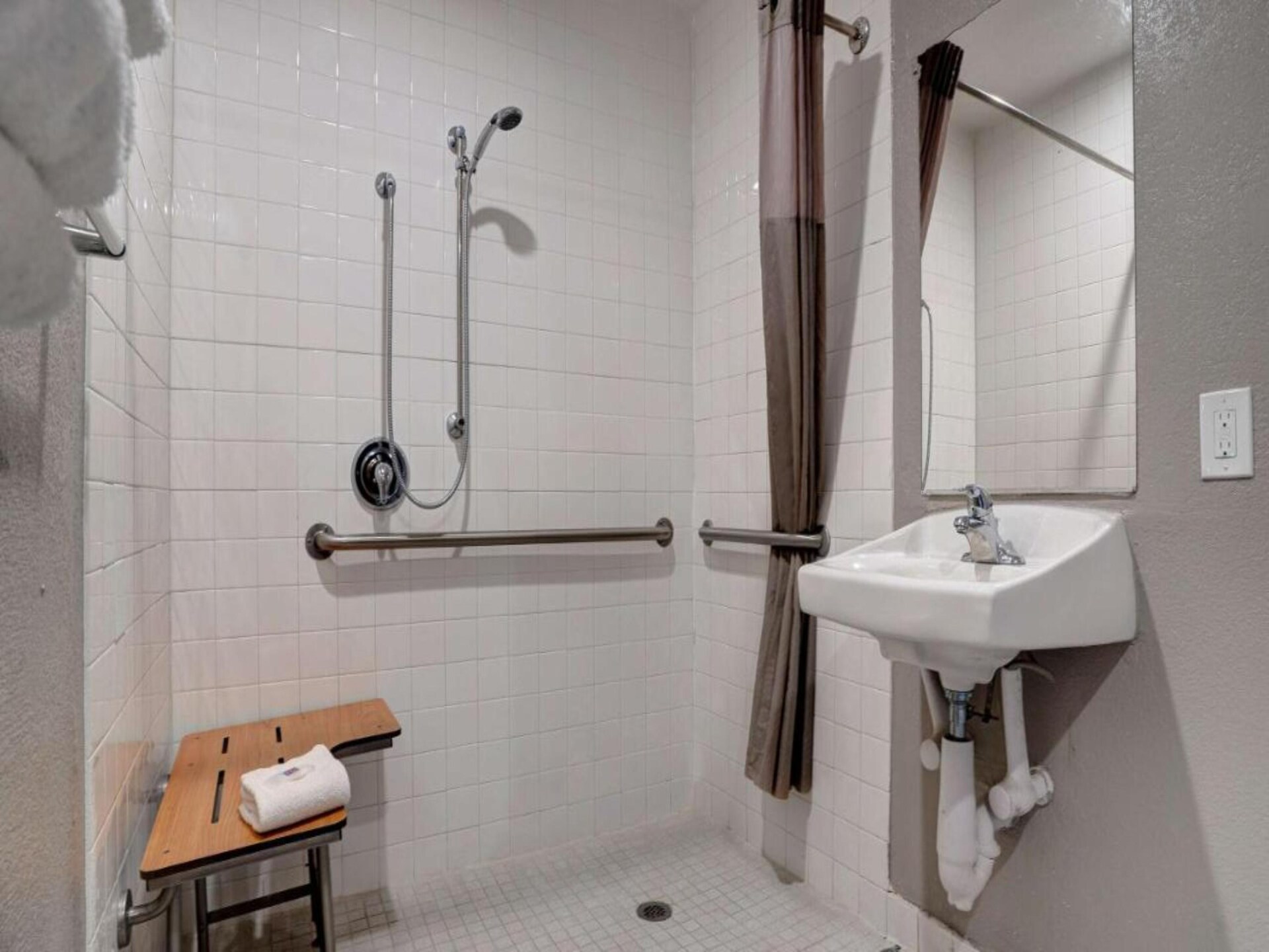 Comfortabel appartement in Arcata met zwembad, nabij strand en luchthaven - foto 14