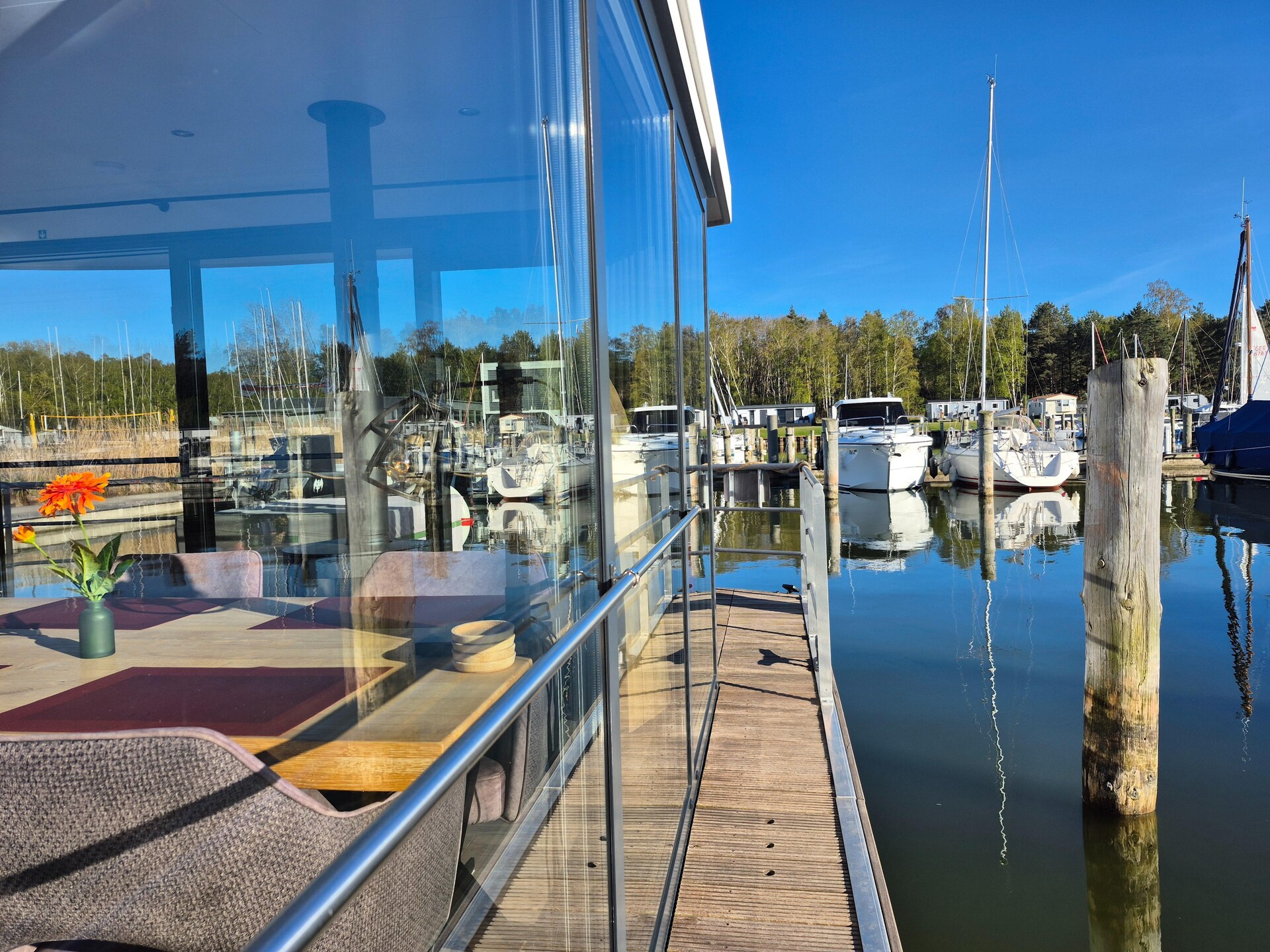 Moderne woonboot voor 4 personen direct aan de Oostzee in Peenemünde - foto 19