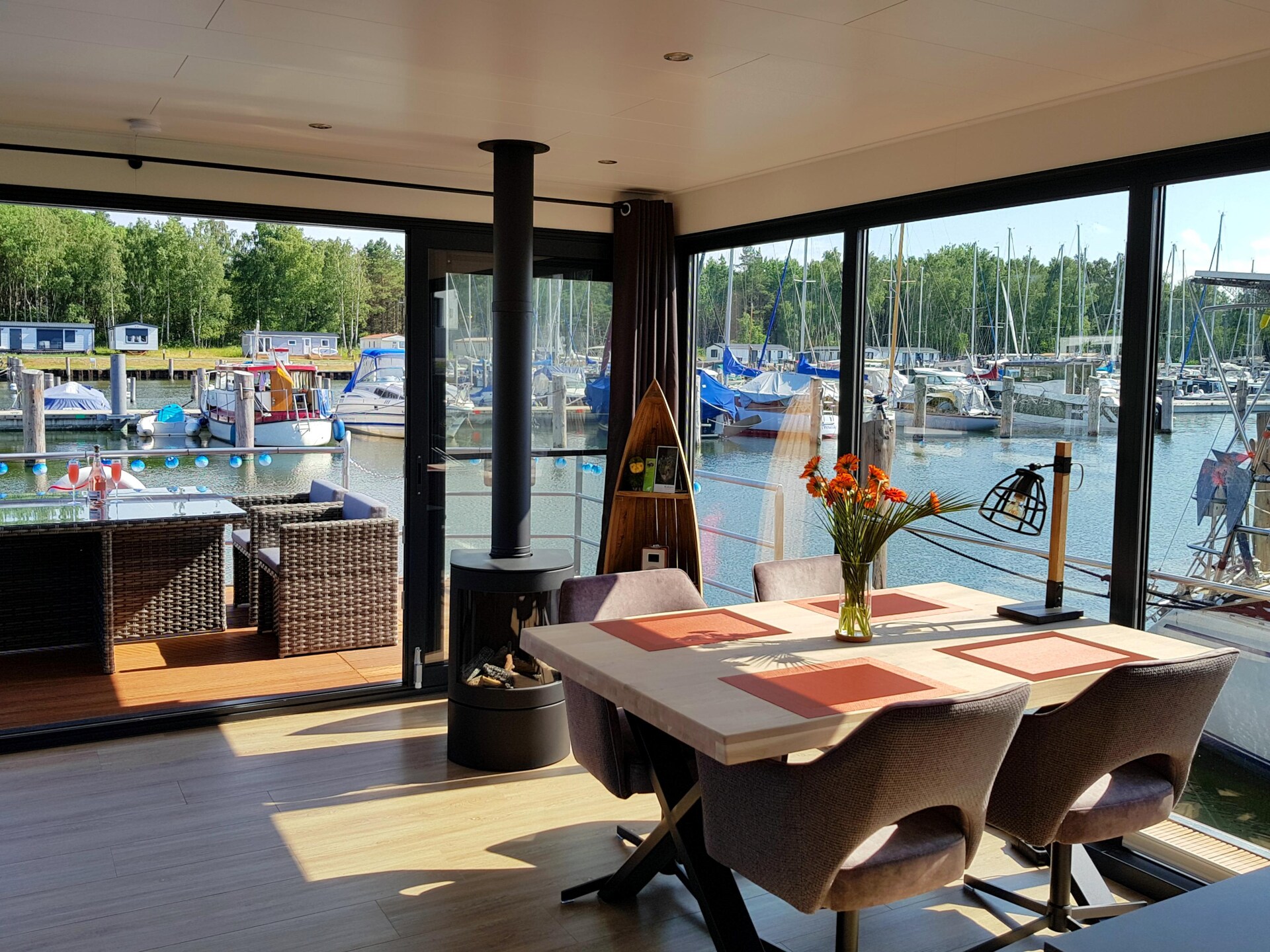 Moderne woonboot voor 4 personen direct aan de Oostzee in Peenemünde - foto 4