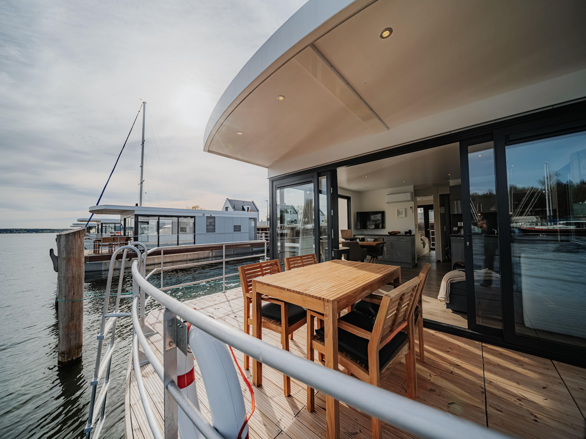 4-persoons woonboot aan zee in Peenemünde - foto 2