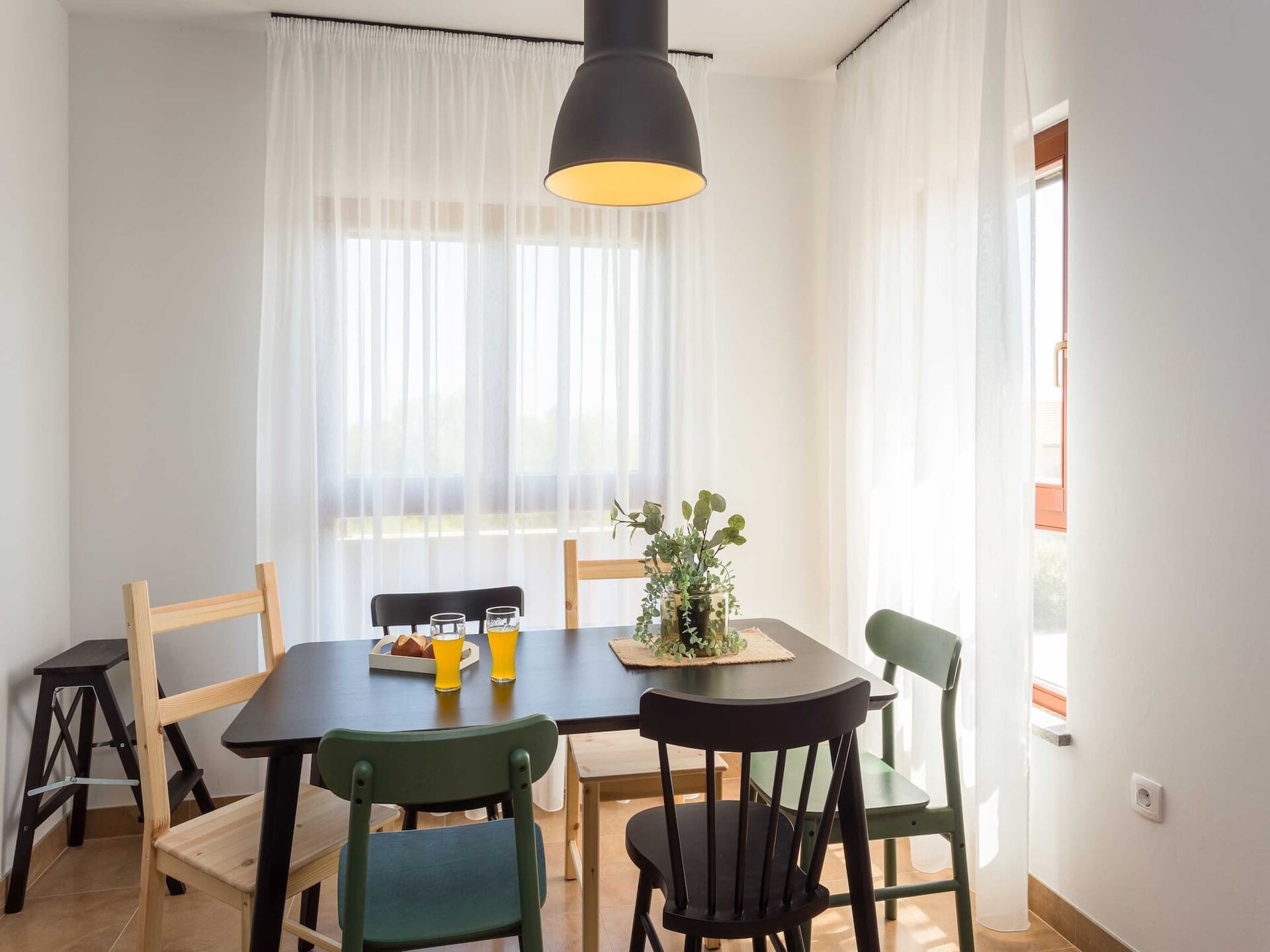 Cesare 3: Modern appartement met zwembad op 1,5 km van zee in Ližnjan - foto 13