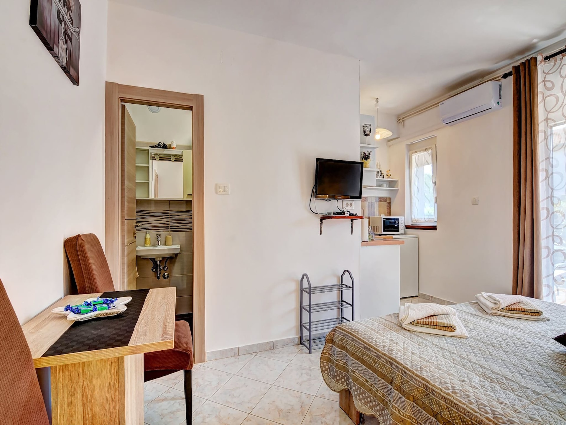 Op 1,0 km van het strand: Sfeervol appartement in Valbandon - foto 34