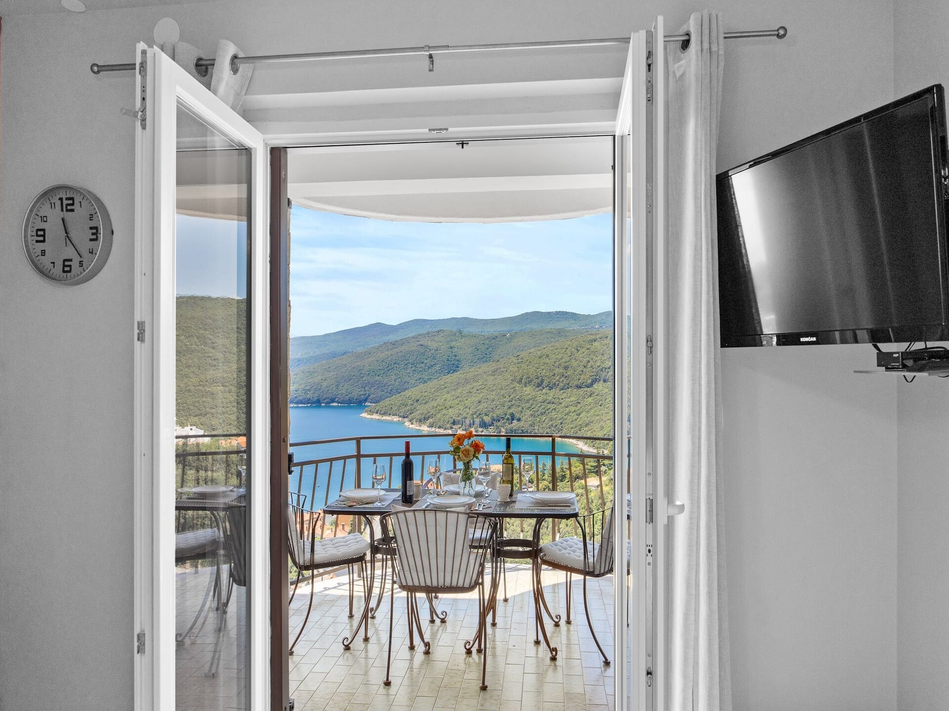 Lady M Gold – Stijlvol appartement met balkon en zeezicht in Rabac - foto 21