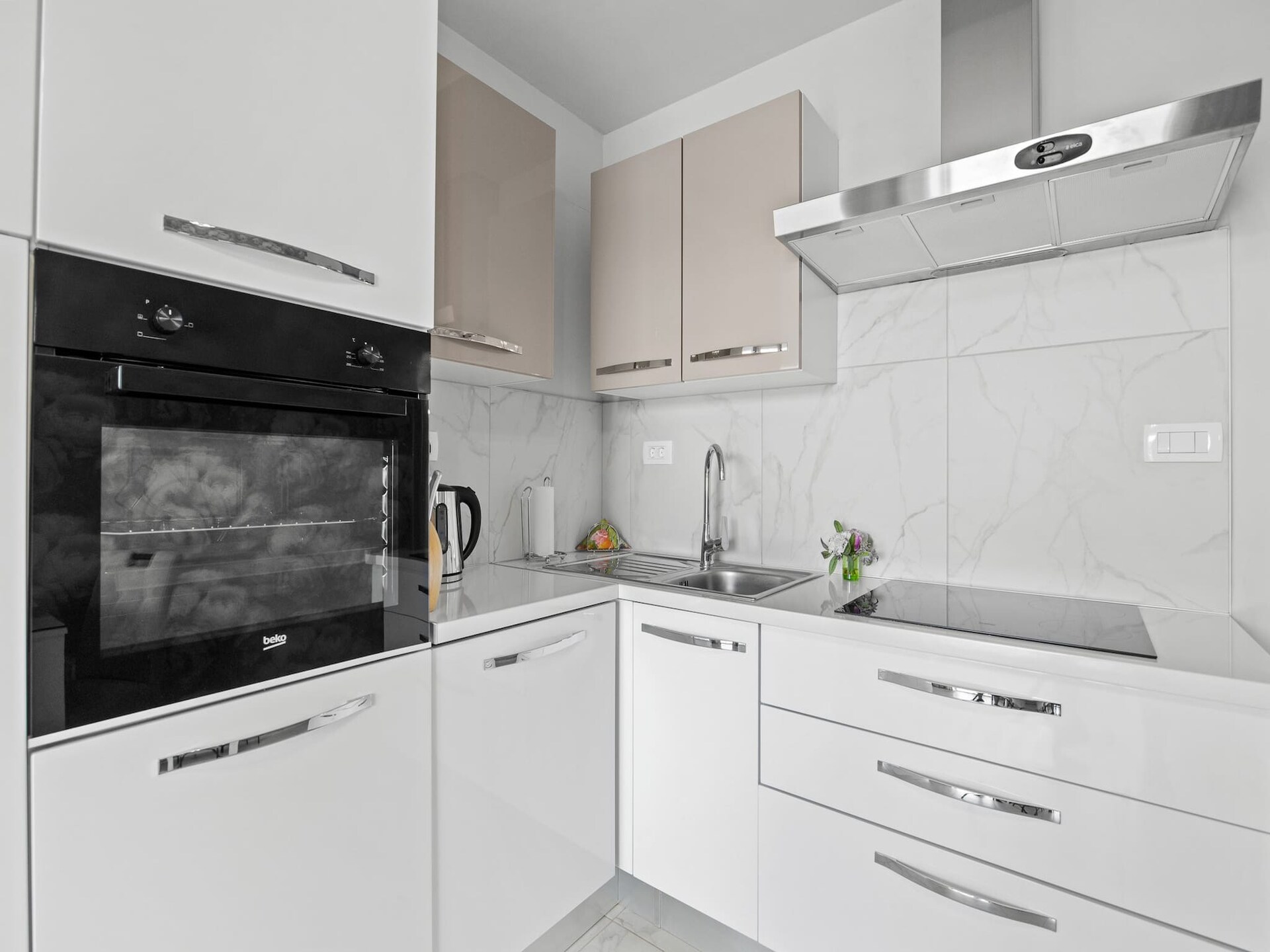 Lady M Gold – Stijlvol appartement met balkon en zeezicht in Rabac - foto 6