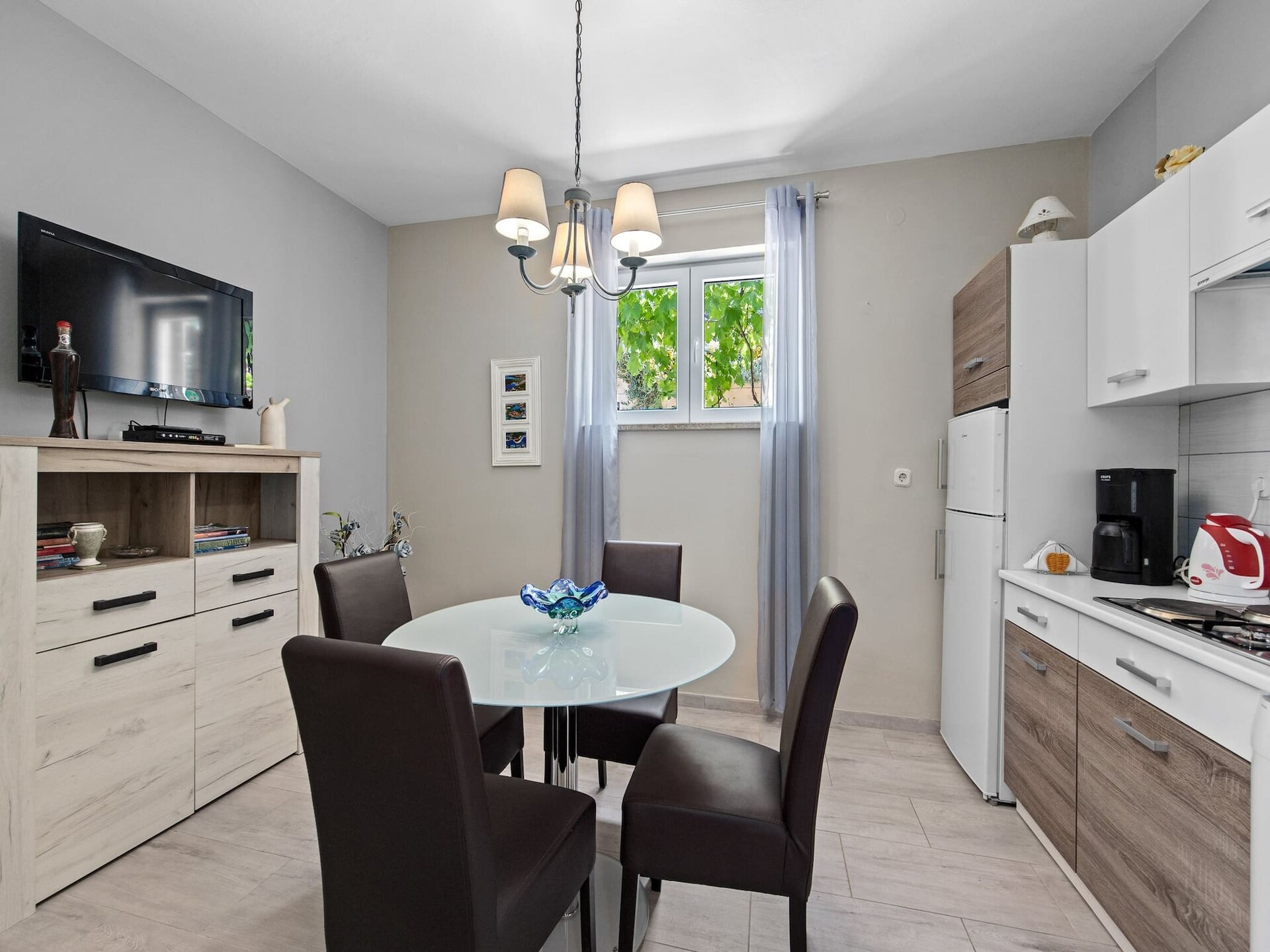 Stijlvol appartement met zeezicht in Rabac, 400m van het strand - foto 11