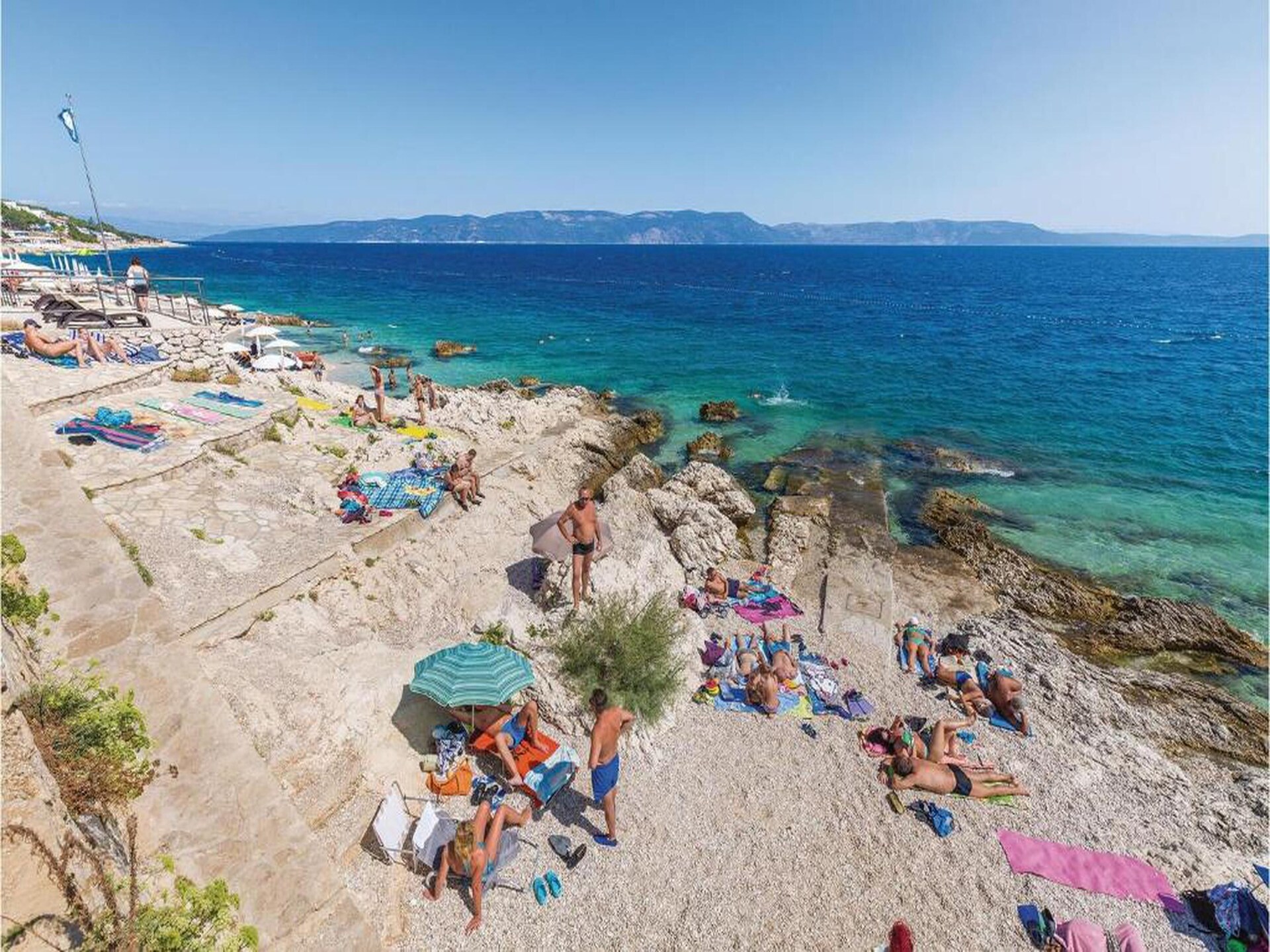 Stijlvol appartement met zeezicht in Rabac, 400m van het strand - foto 35