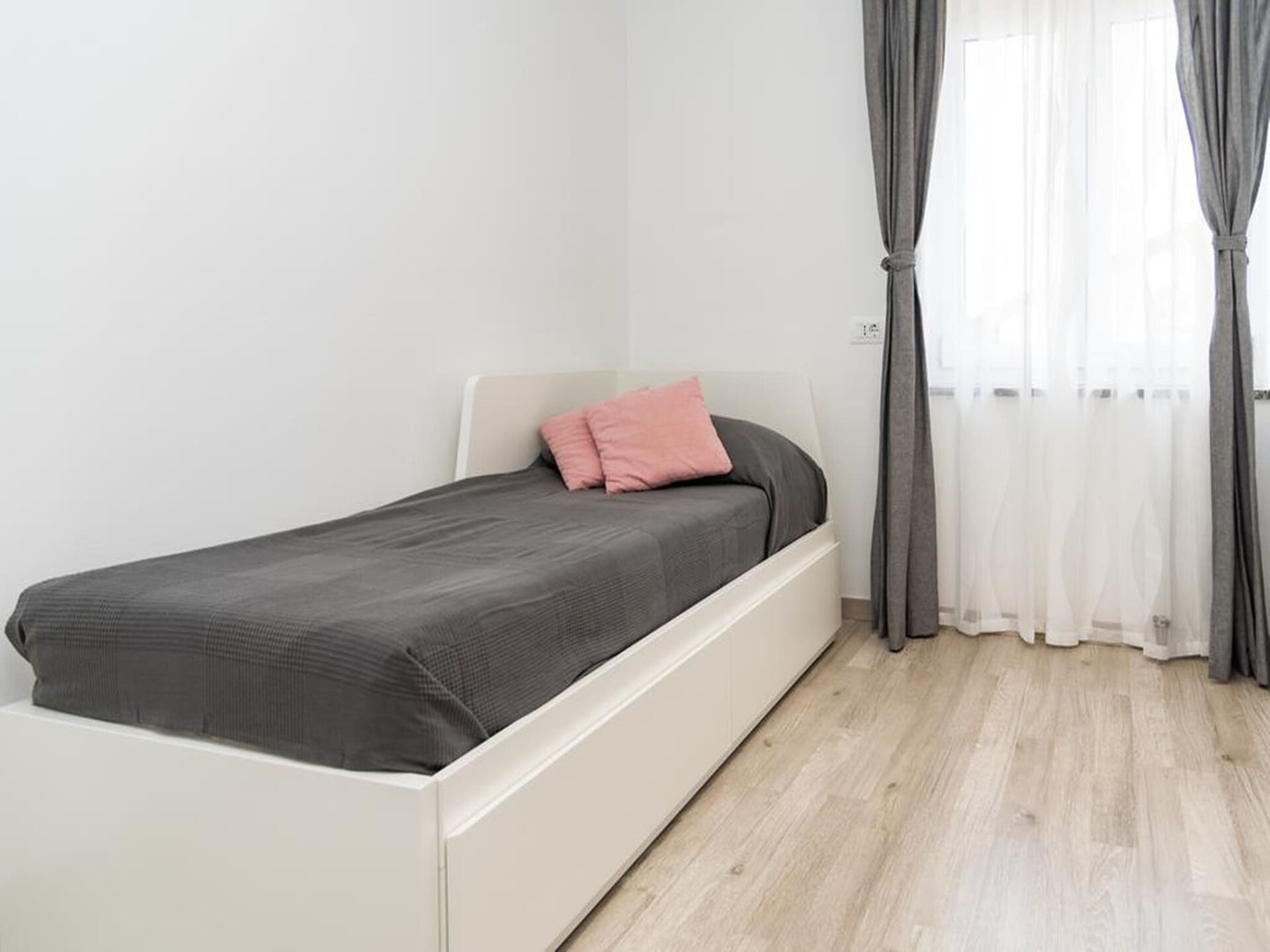 Ruim appartement met 3 slaapkamers en tuin op 1 km van strand Fažana - foto 13
