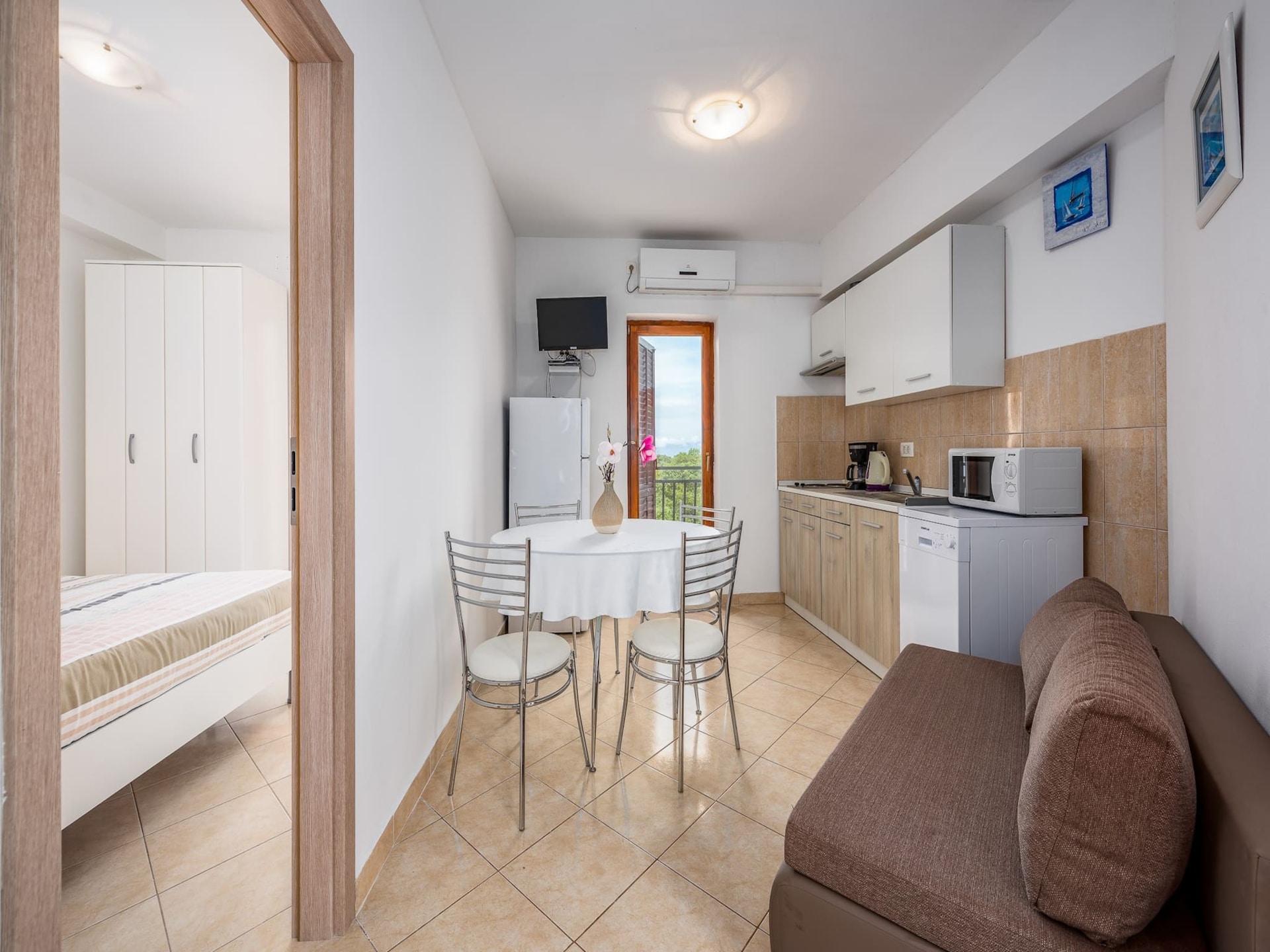Luxe appartement in Drenje met gedeeld zwembad, sauna en jacuzzi · 4 pers. - foto 7