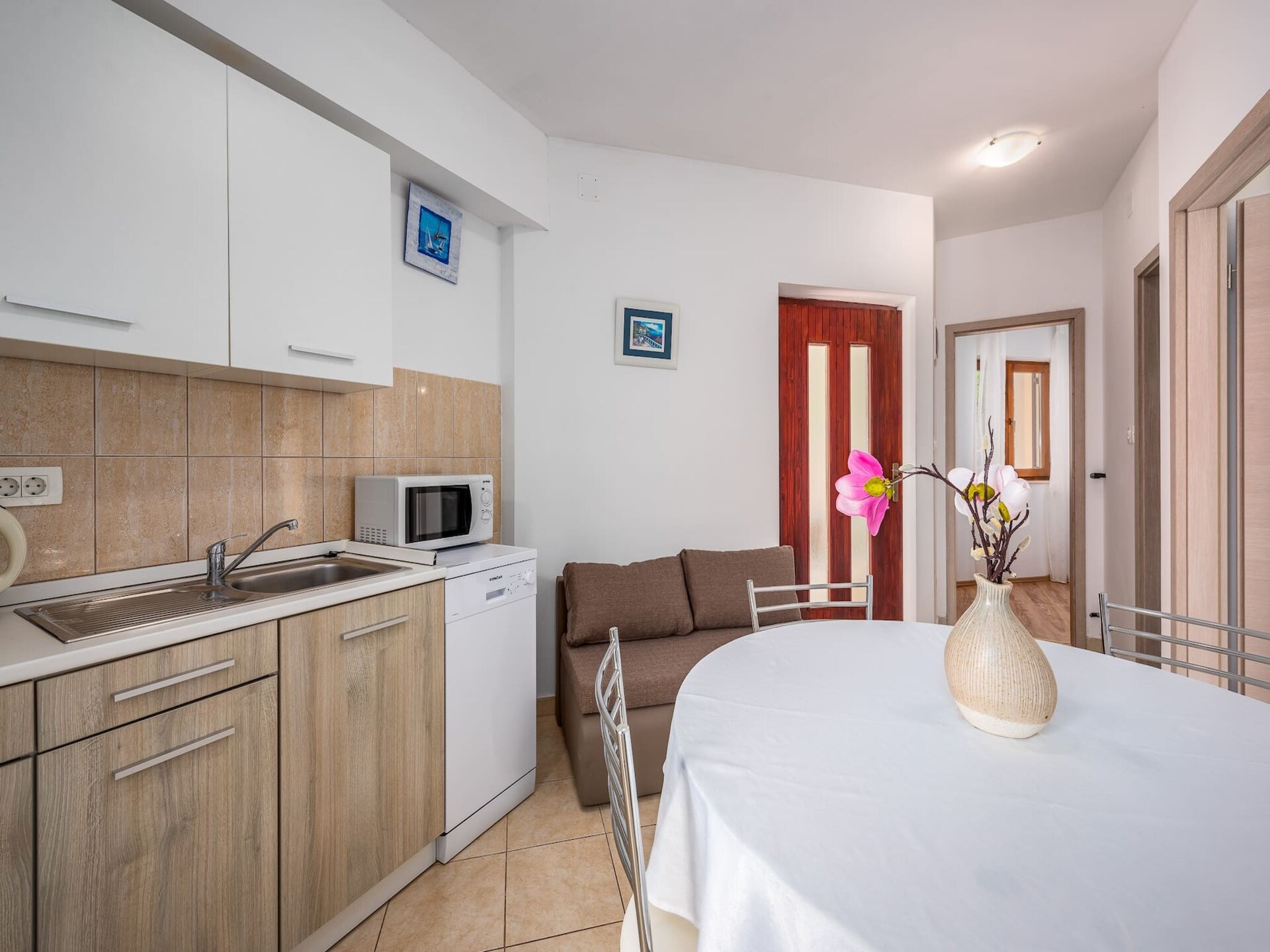 Luxe appartement in Drenje met gedeeld zwembad, sauna en jacuzzi · 4 pers. - foto 8