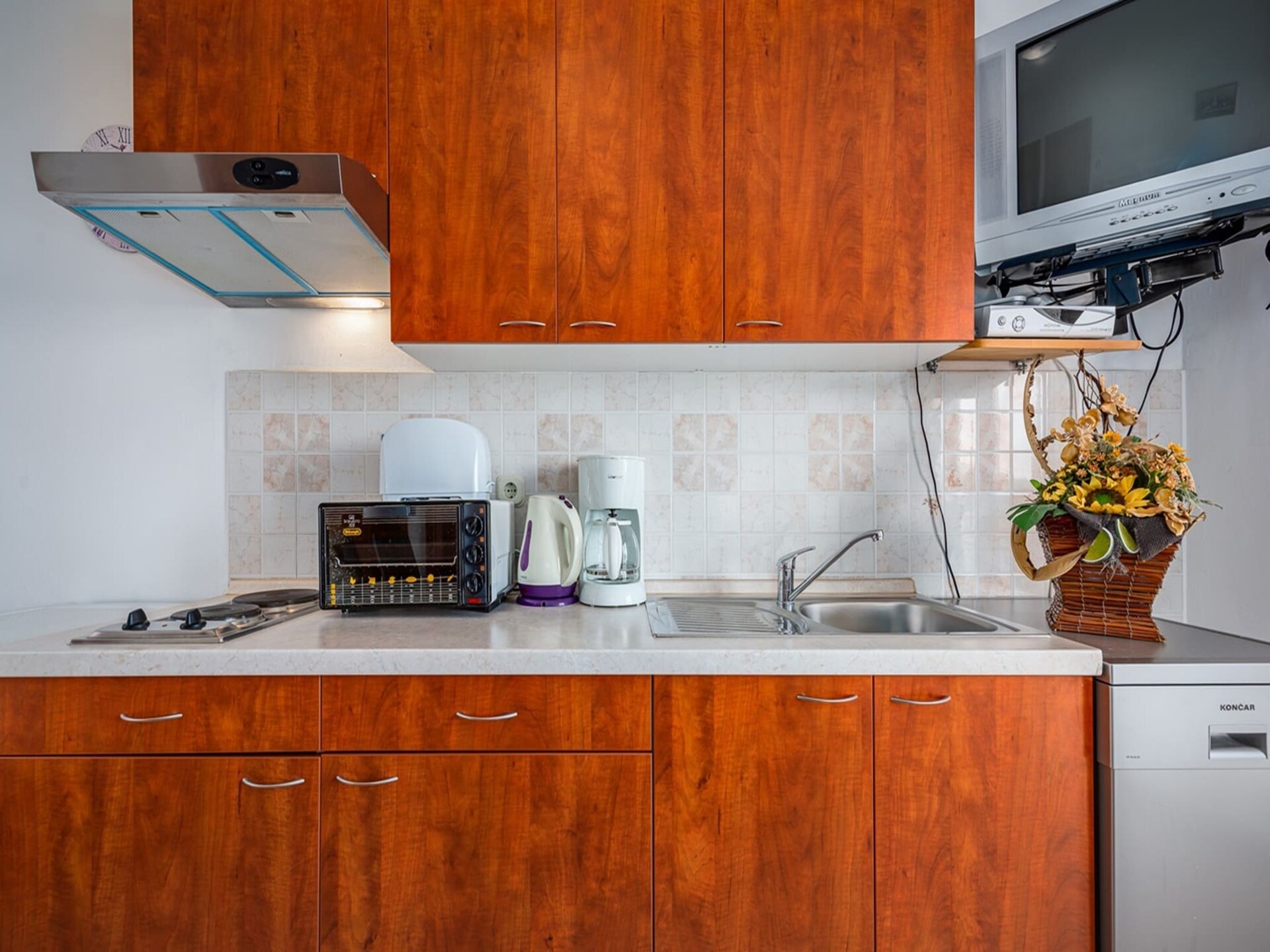 Romantisch appartement met gedeeld zwembad, sauna & jacuzzi nabij strand - foto 4