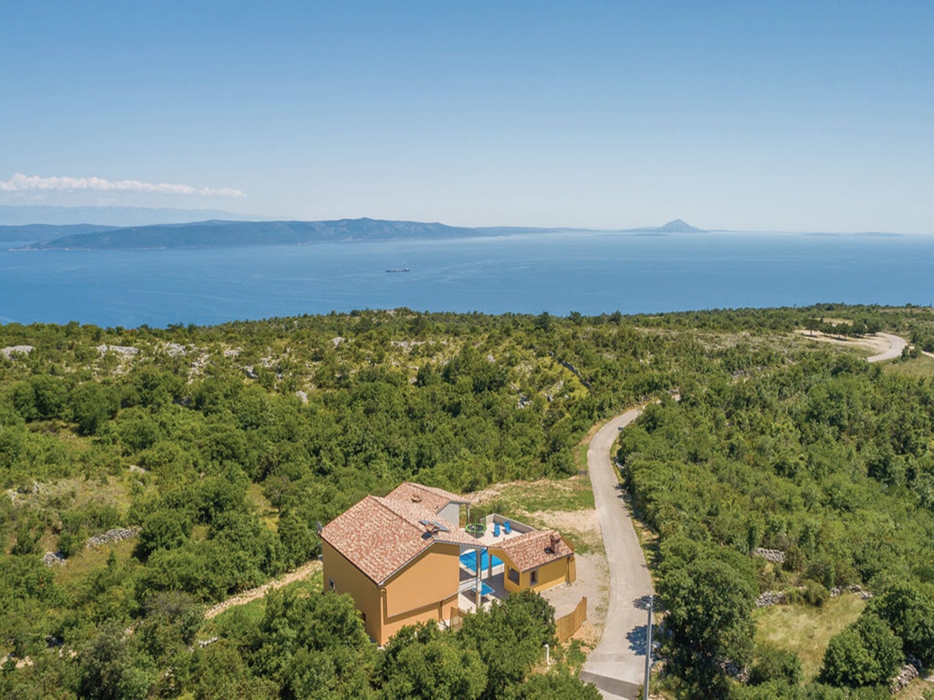 Villa met privézwembad en zeezicht in Koromačno - foto 21