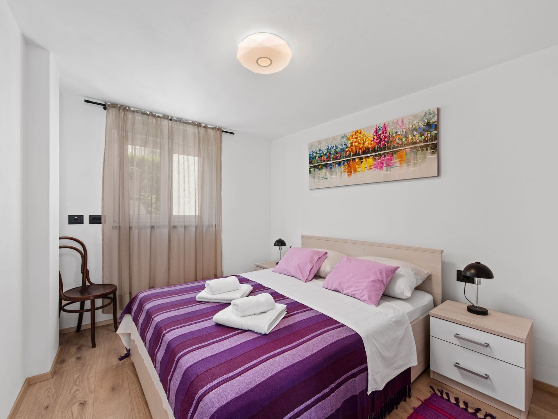 Modern vakantiehuis voor 8 in Premantura met tuin en uitzicht op zee - foto 16