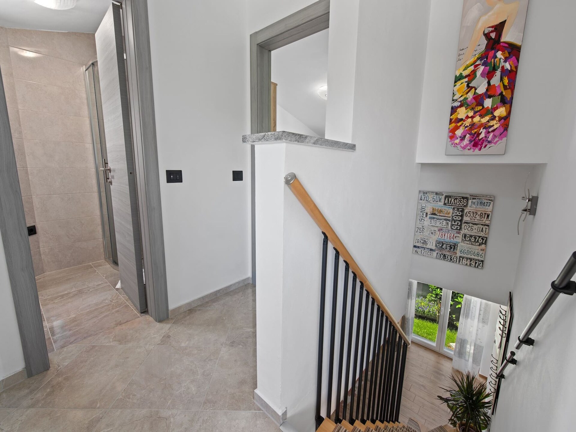 Modern vakantiehuis voor 8 in Premantura met tuin en uitzicht op zee - foto 8