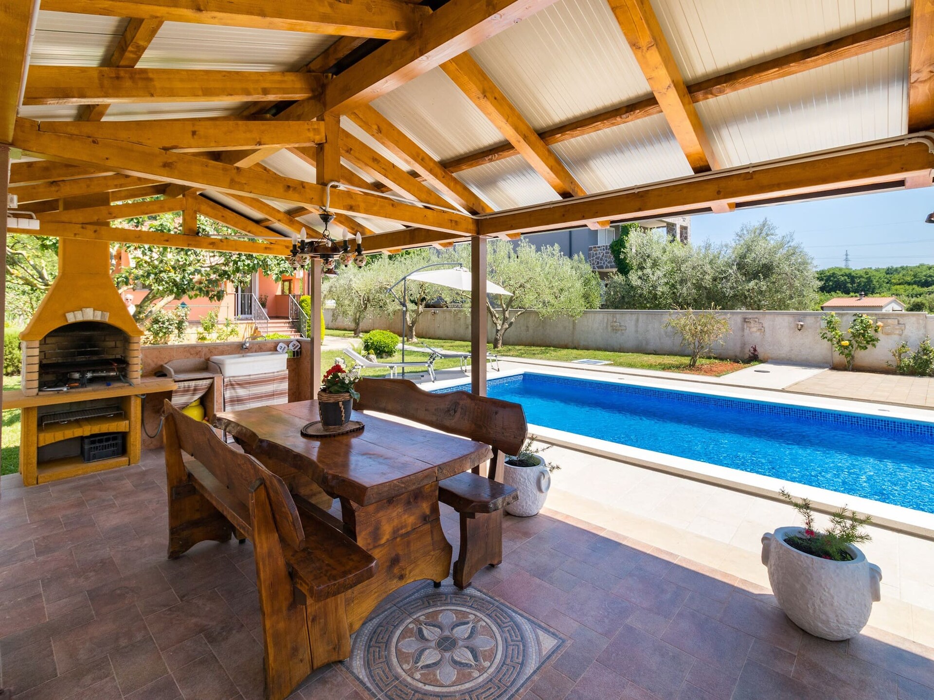 Serene villa met privézwembad op 2,2 km van strand Pjescana Uvala - foto 38