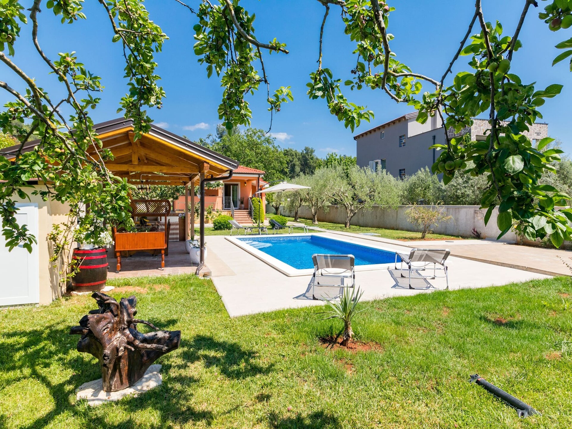 Serene villa met privézwembad op 2,2 km van strand Pjescana Uvala - foto 21