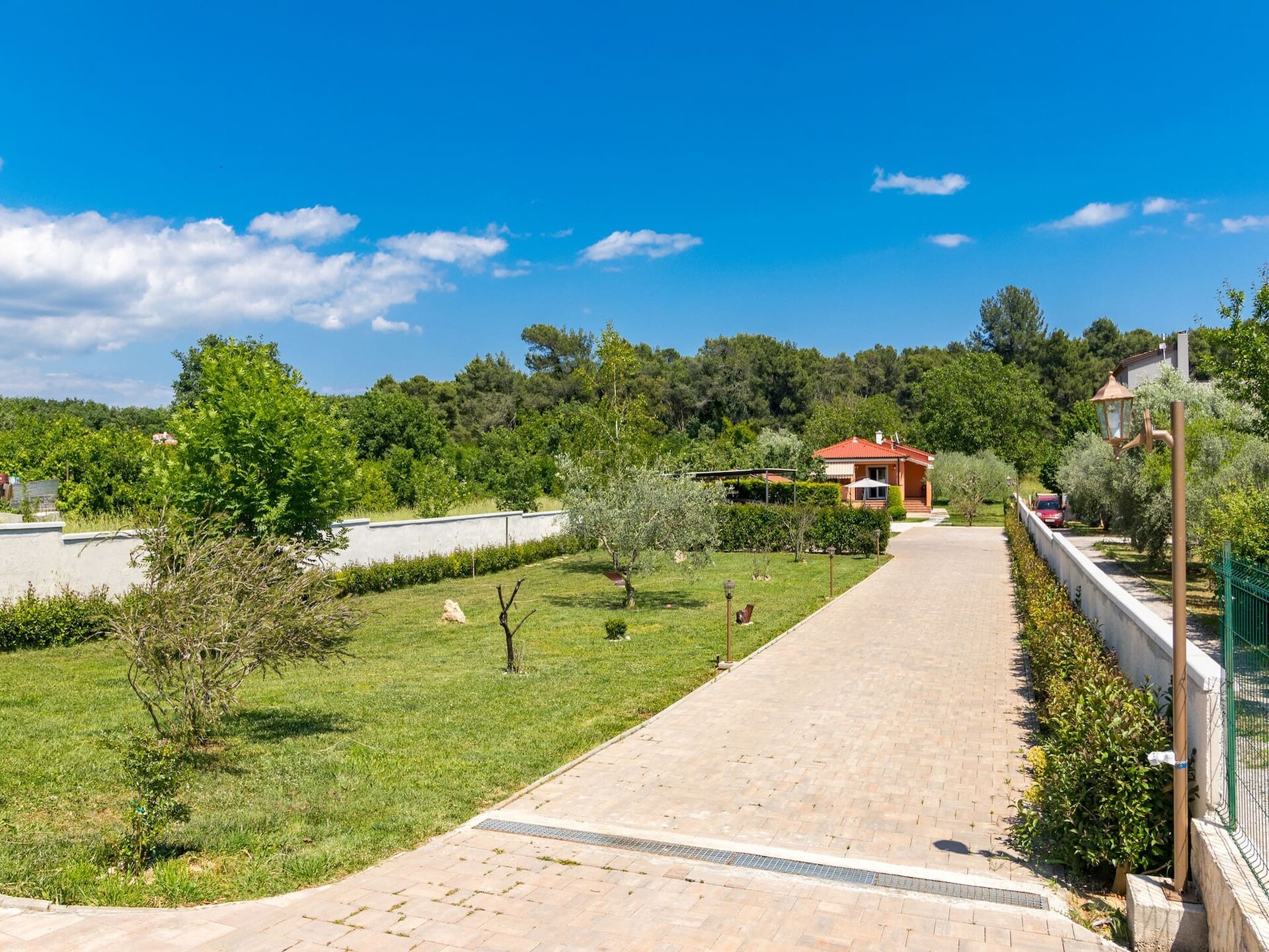 Serene villa met privézwembad op 2,2 km van strand Pjescana Uvala - foto 14