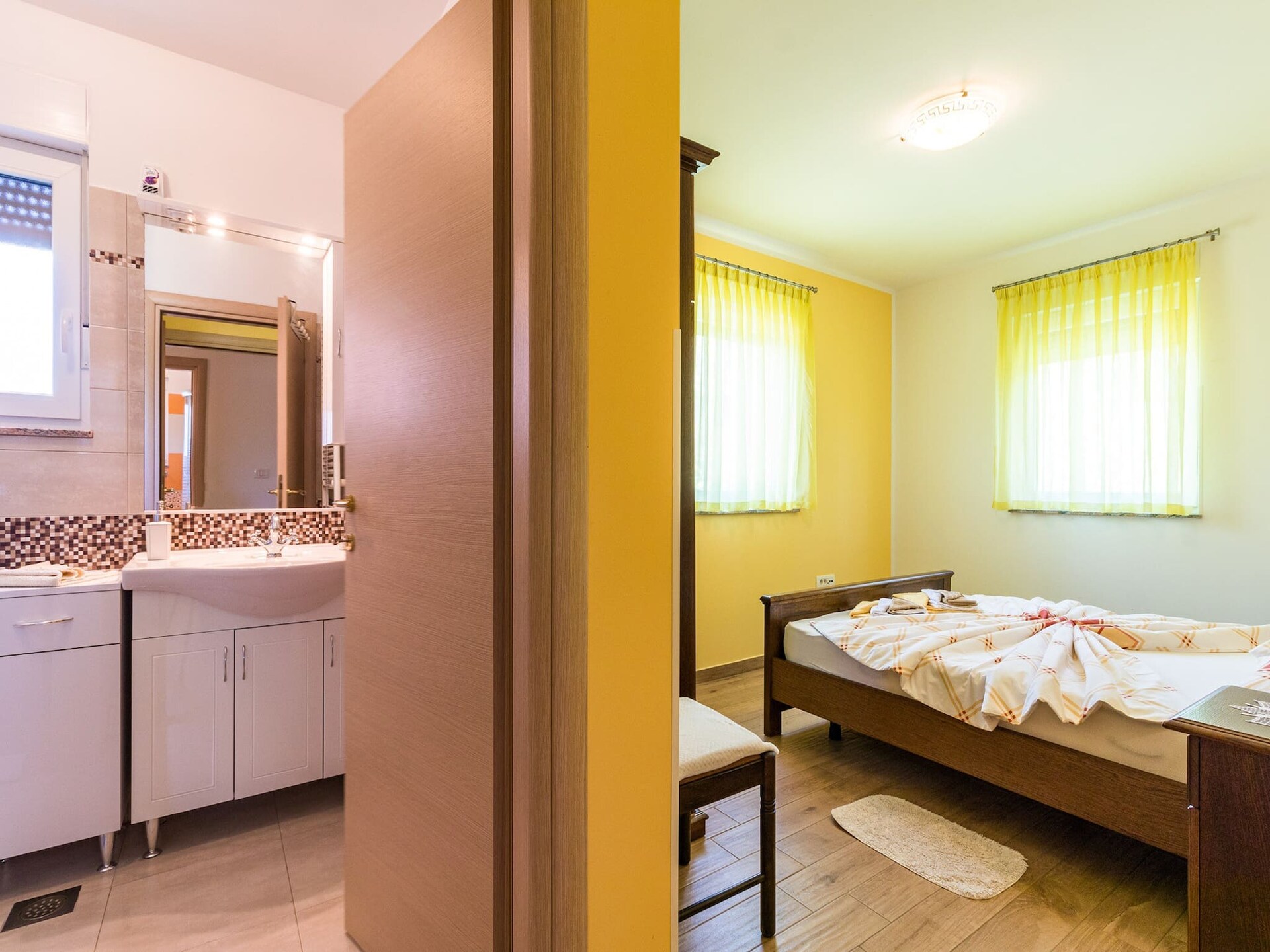 Serene villa met privézwembad op 2,2 km van strand Pjescana Uvala - foto 13
