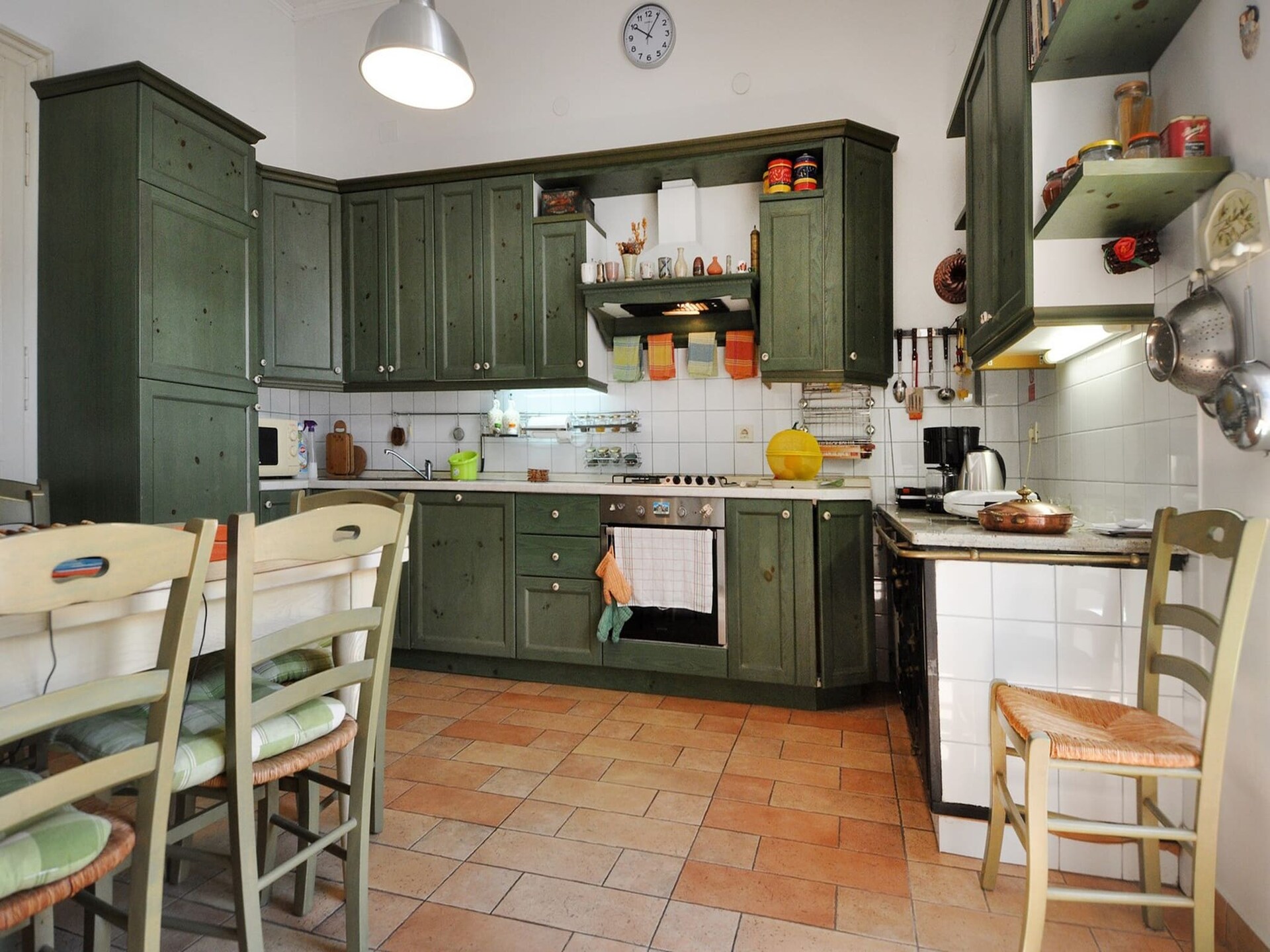 Ruim appartement in centrum Pula, vlakbij strand en restaurants - foto 3