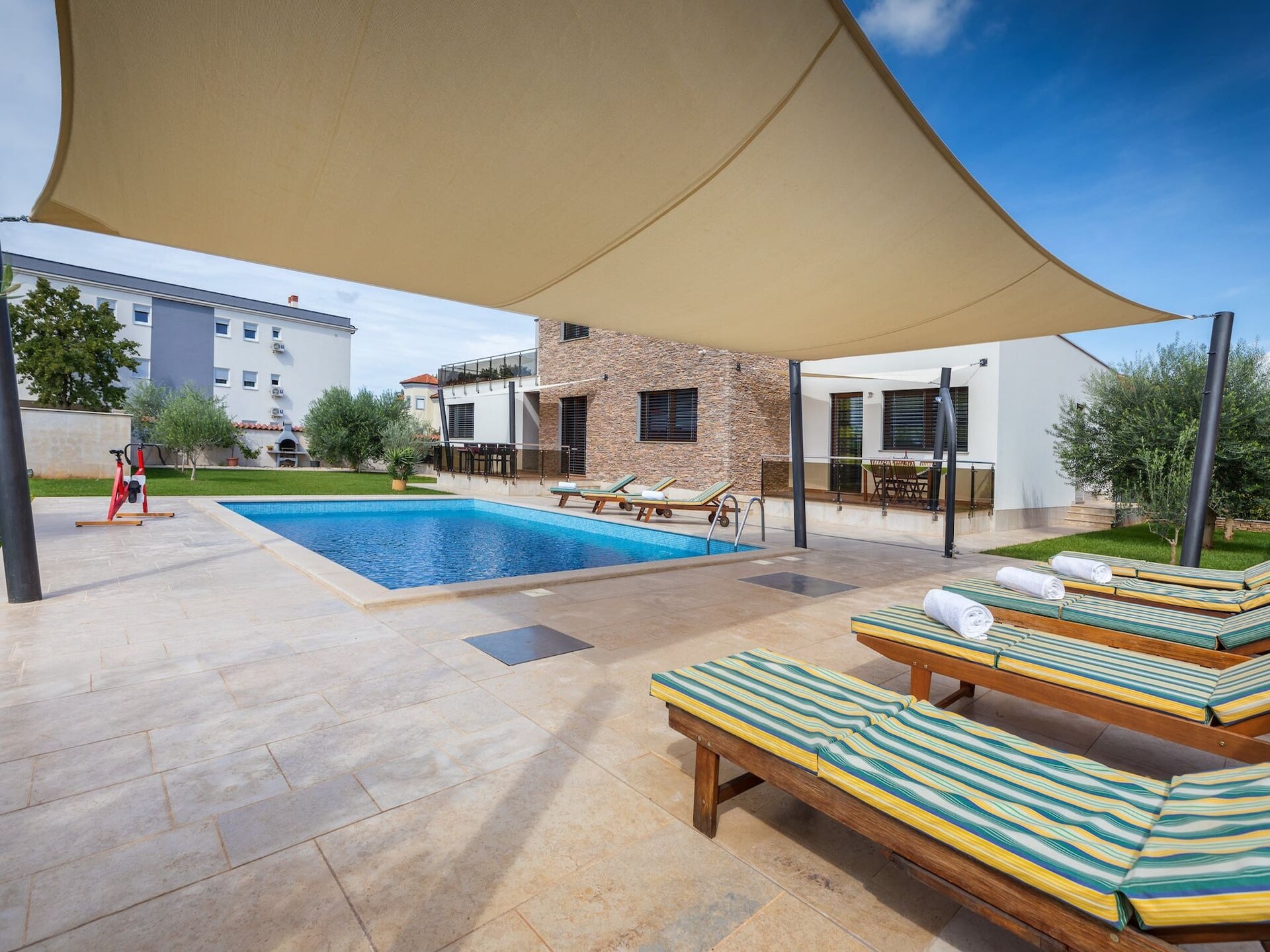Villa Gigetto: Ruime villa met privézwembad en grote tuin in Medulin - foto 11