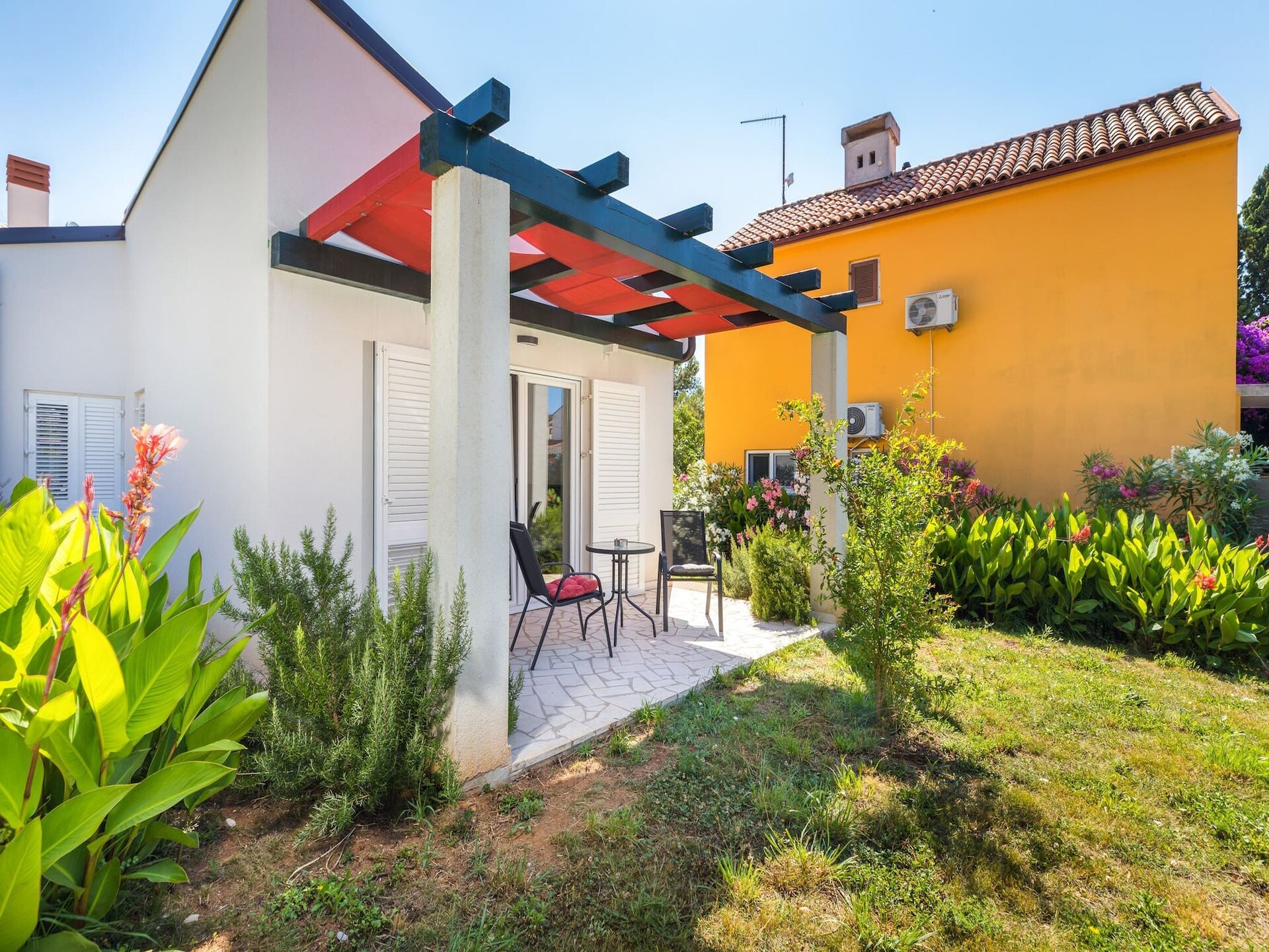 Villa met privézwembad in het centrum van Premantura · 6 pers. - foto 32