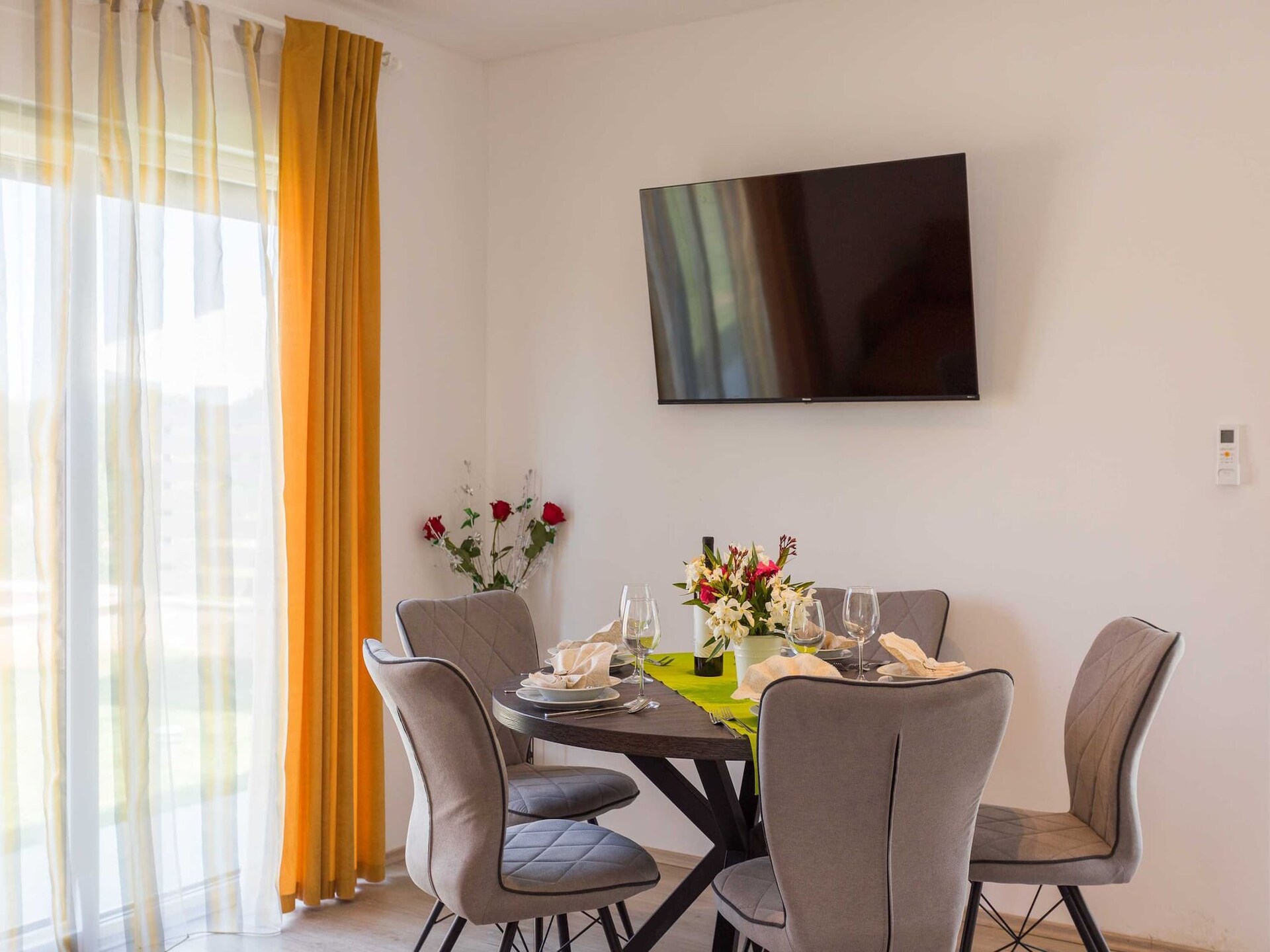5-persoons vakantiehuis Eco - Beach House in Peroj aan het strand - foto 4