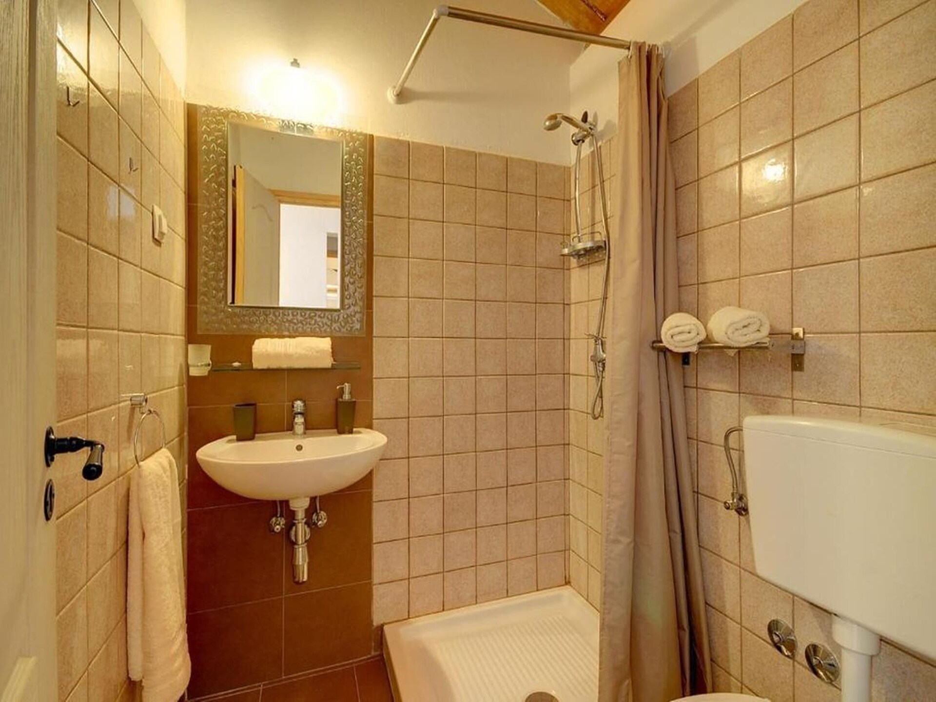 Ruime villa met privézwembad en game room in landelijk Žminj - foto 26