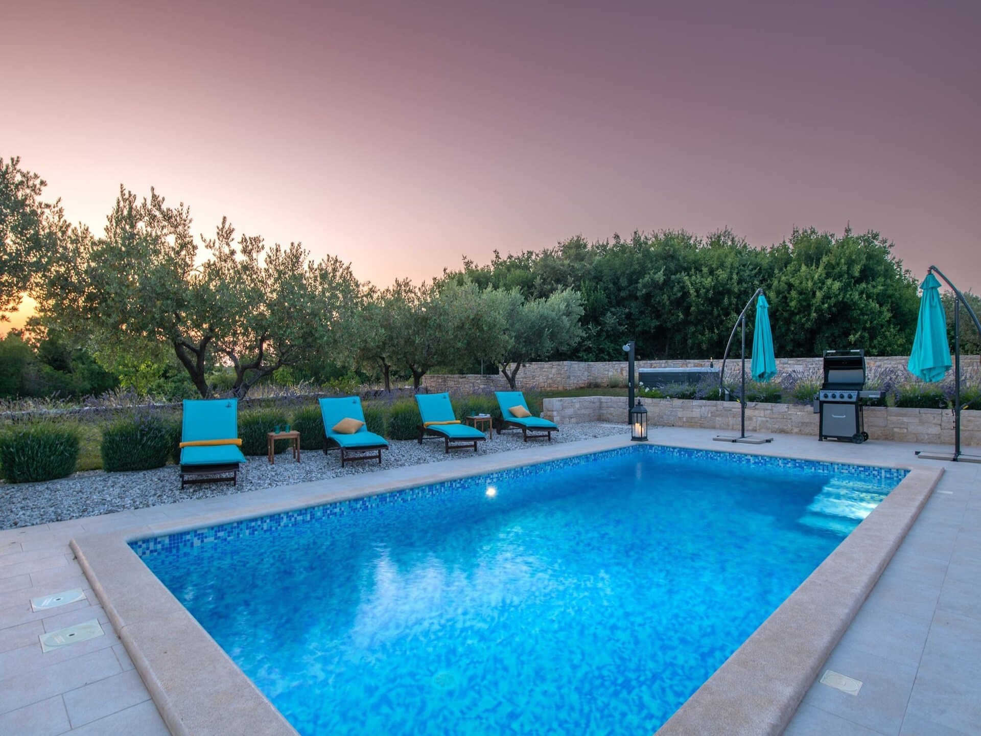 Villa Silentio – Jouw privé-oase met jacuzzi en zwembad in Istrië - foto 10