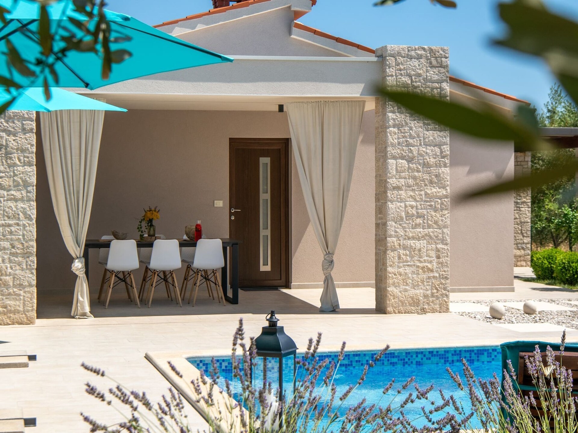 Villa Silentio – Jouw privé-oase met jacuzzi en zwembad in Istrië - foto 36
