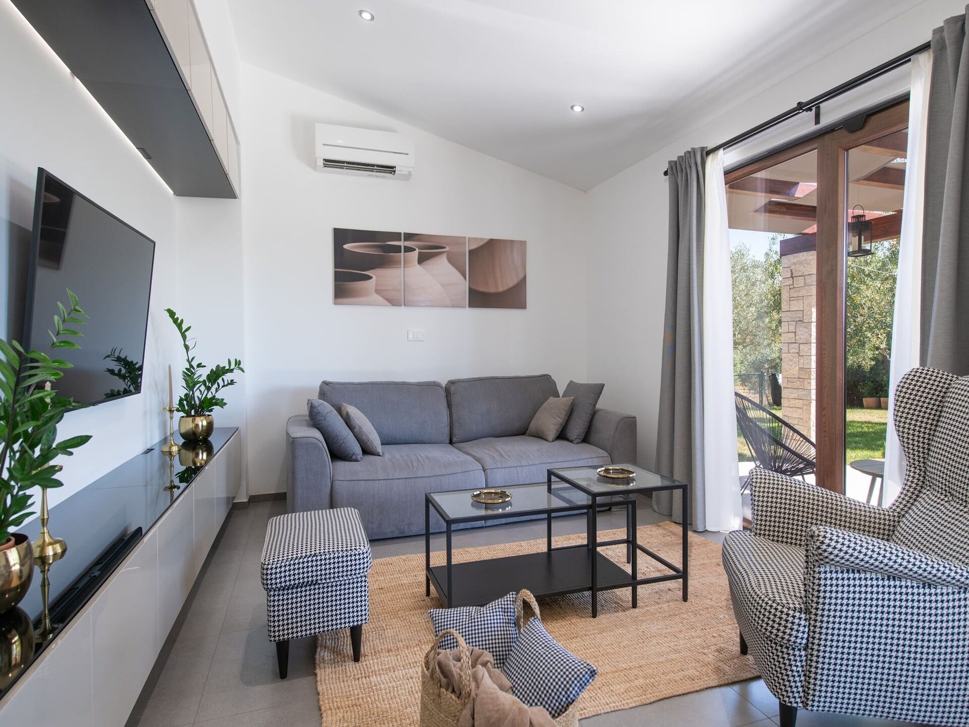 Villa Silentio – Jouw privé-oase met jacuzzi en zwembad in Istrië - foto 3