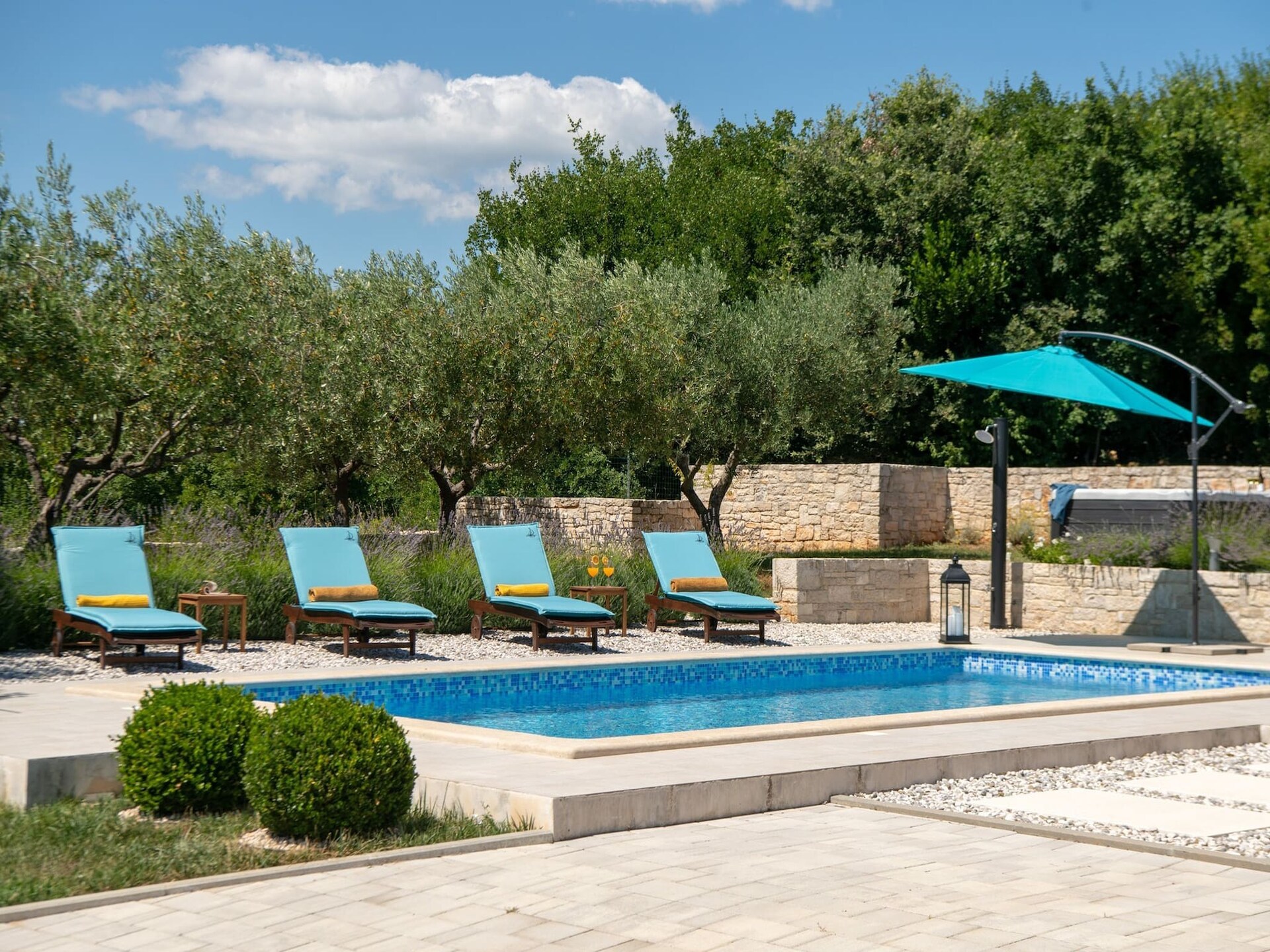 Villa Silentio – Jouw privé-oase met jacuzzi en zwembad in Istrië - foto 15