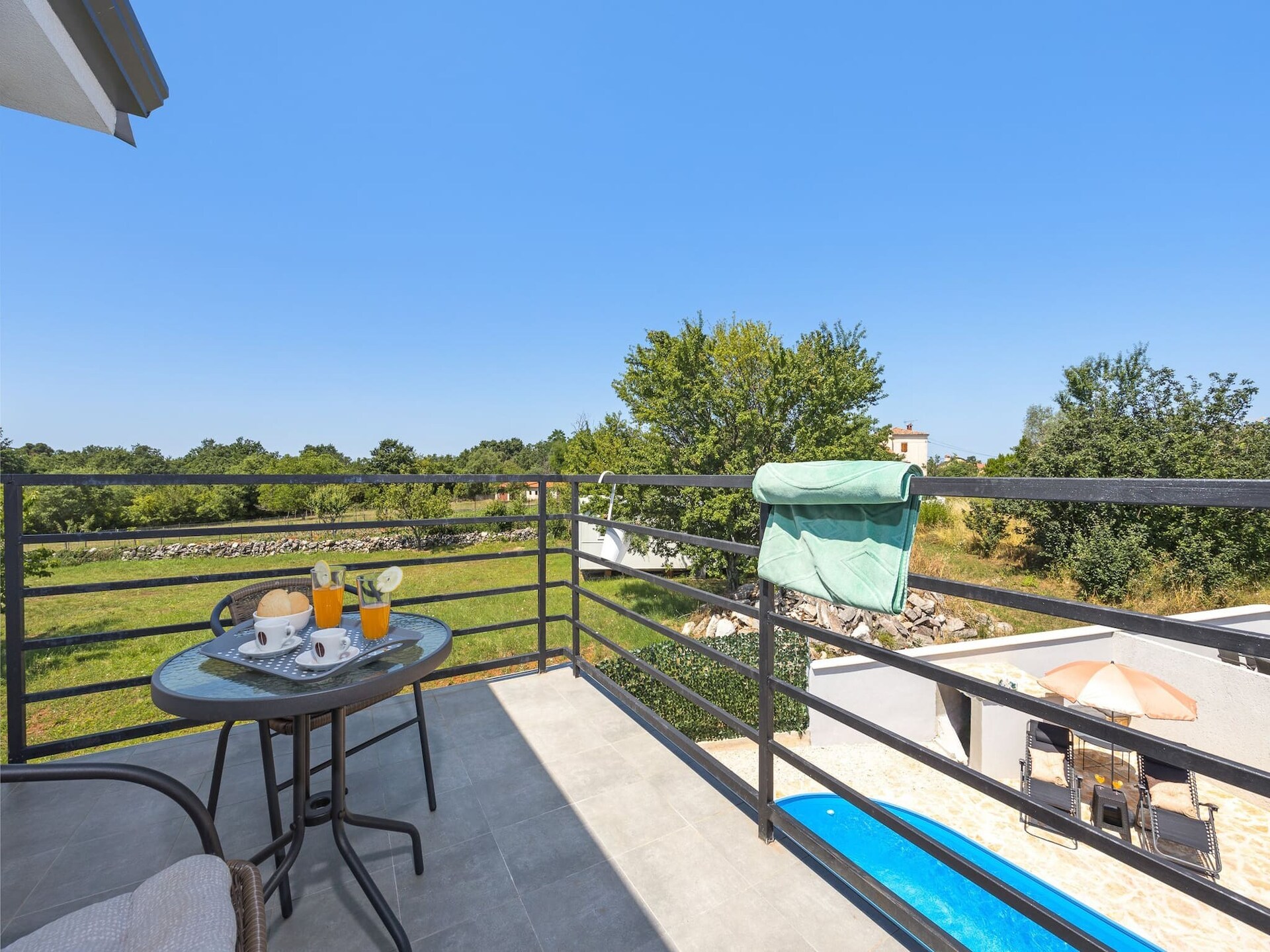 8-persoons villa met privézwembad in Baderna - foto 34