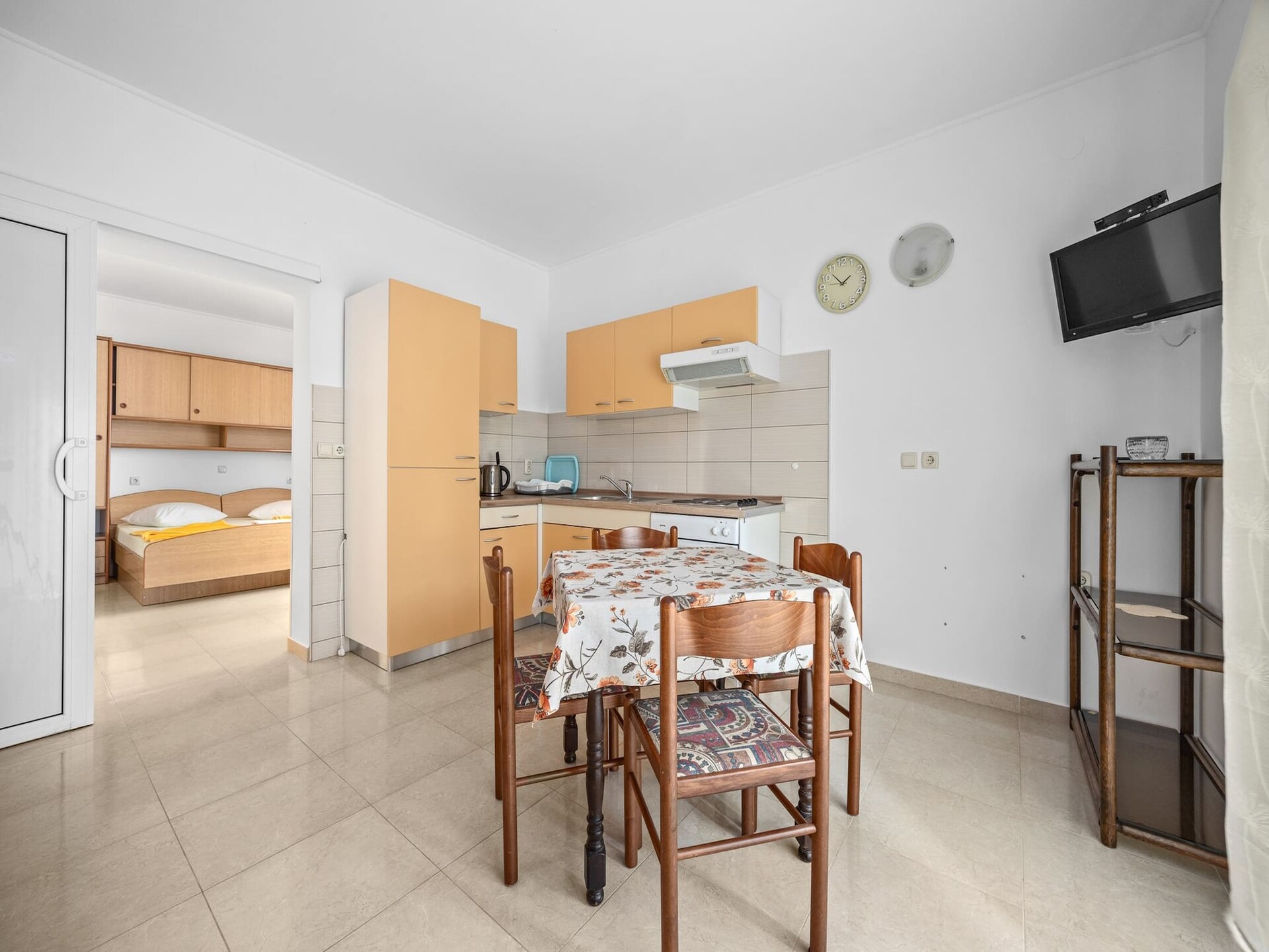 Aan het strand: Charmant appartement met zeezicht op Rab - foto 12