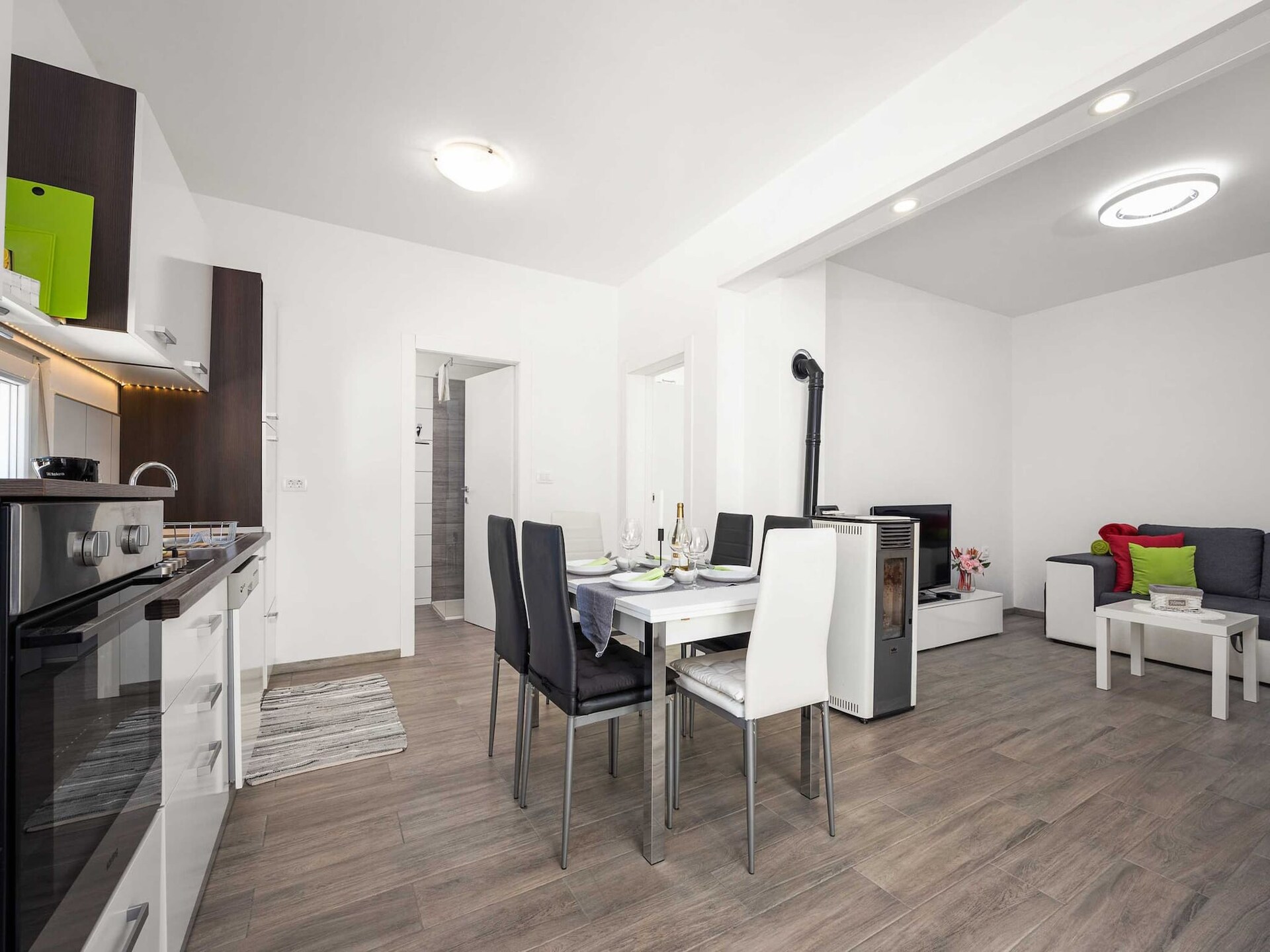 Villa Marsel in Gajana: privézwembad, jacuzzi en 6 persoons vakantiehuis - foto 5