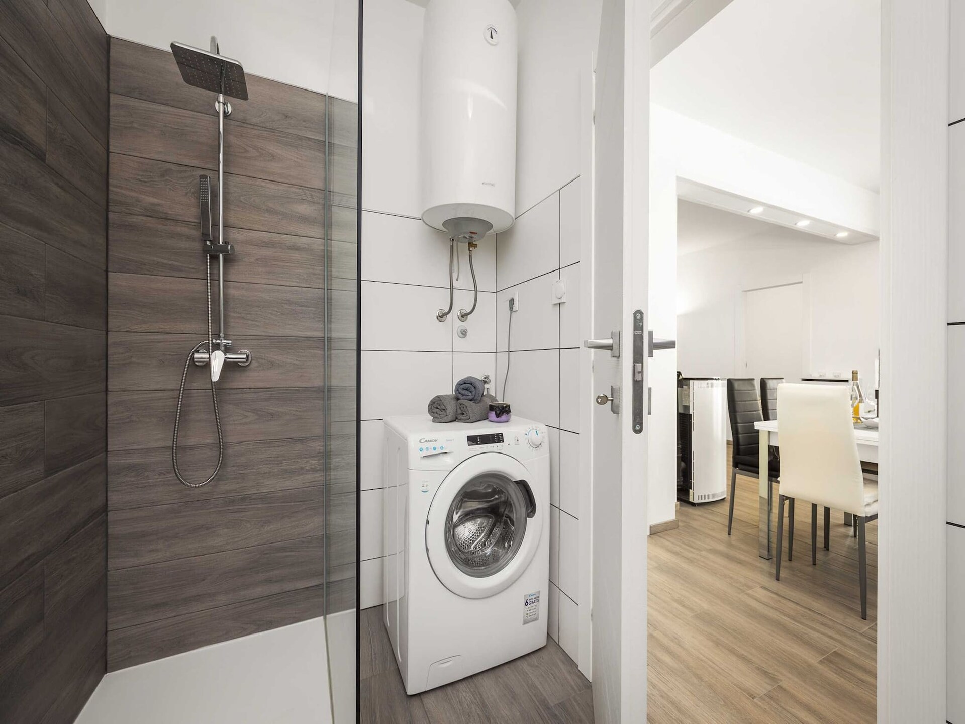 Villa Marsel in Gajana: privézwembad, jacuzzi en 6 persoons vakantiehuis - foto 27