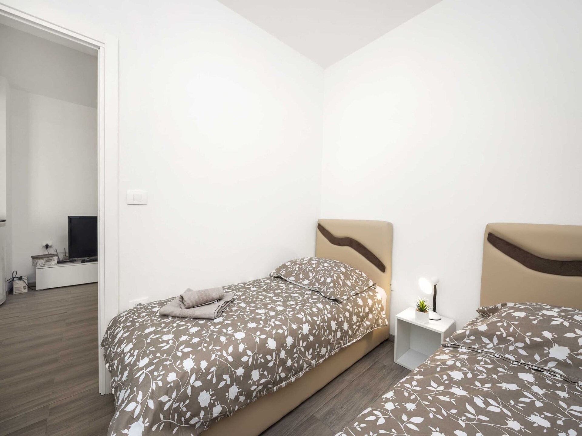 Villa Marsel in Gajana: privézwembad, jacuzzi en 6 persoons vakantiehuis - foto 11