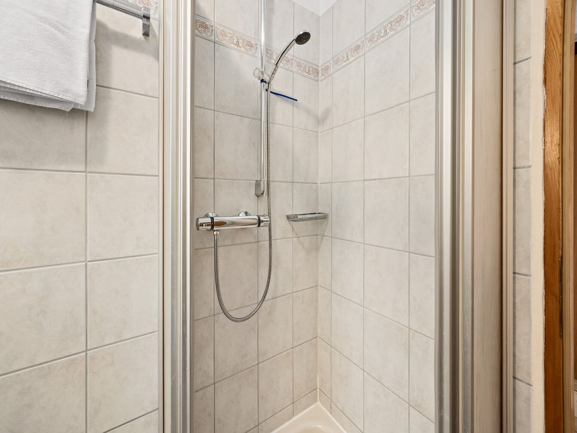 Appartement Marija met zeezicht in Barbat, 50 meter van het strand - foto 16