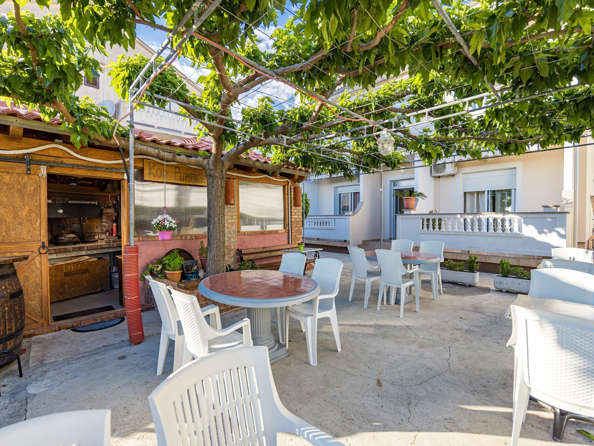 Appartement Marija met zeezicht in Barbat, 50 meter van het strand - foto 13