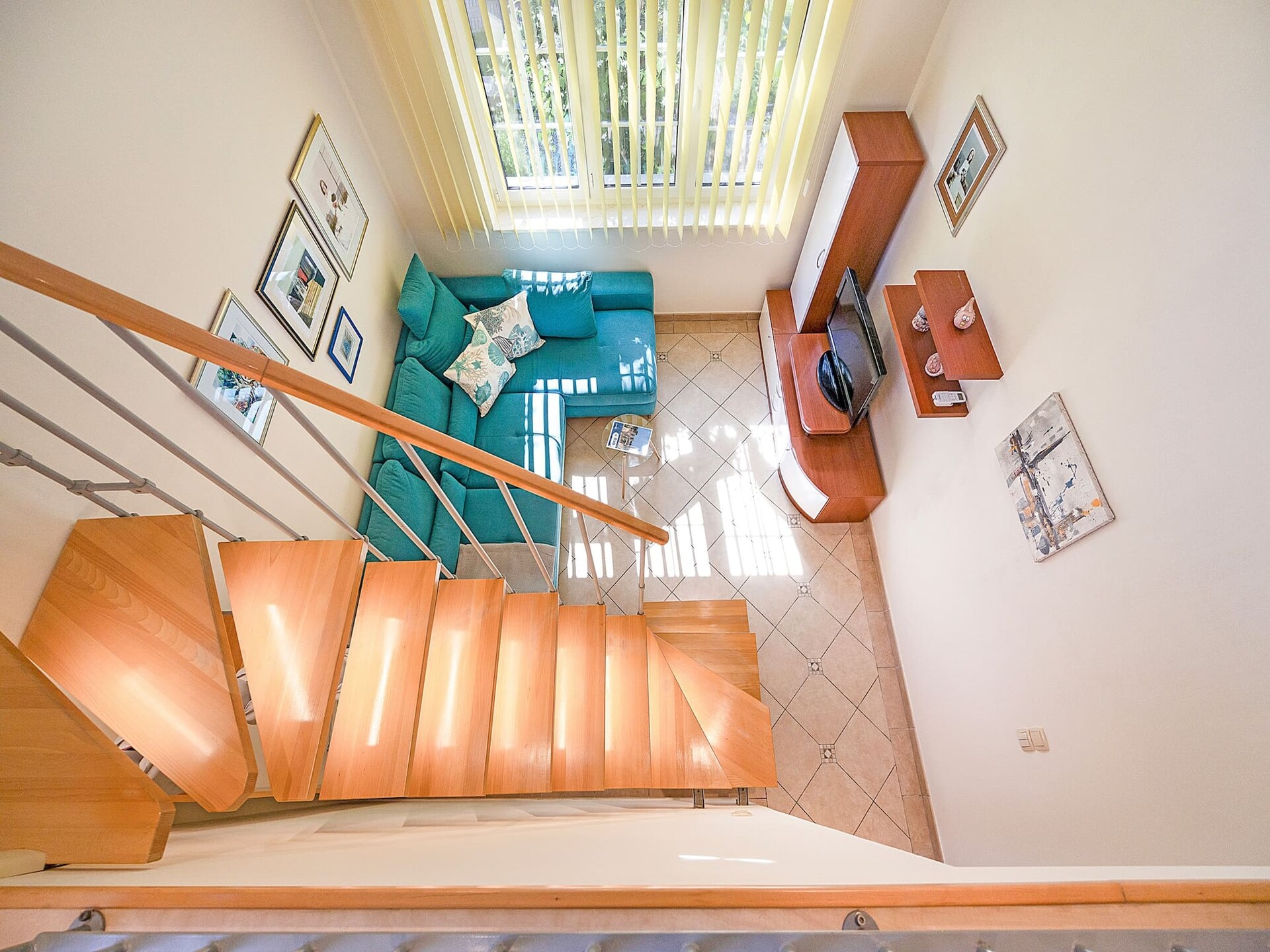 2-persoons appartement in centrum Banjol direct aan het strand - foto 13