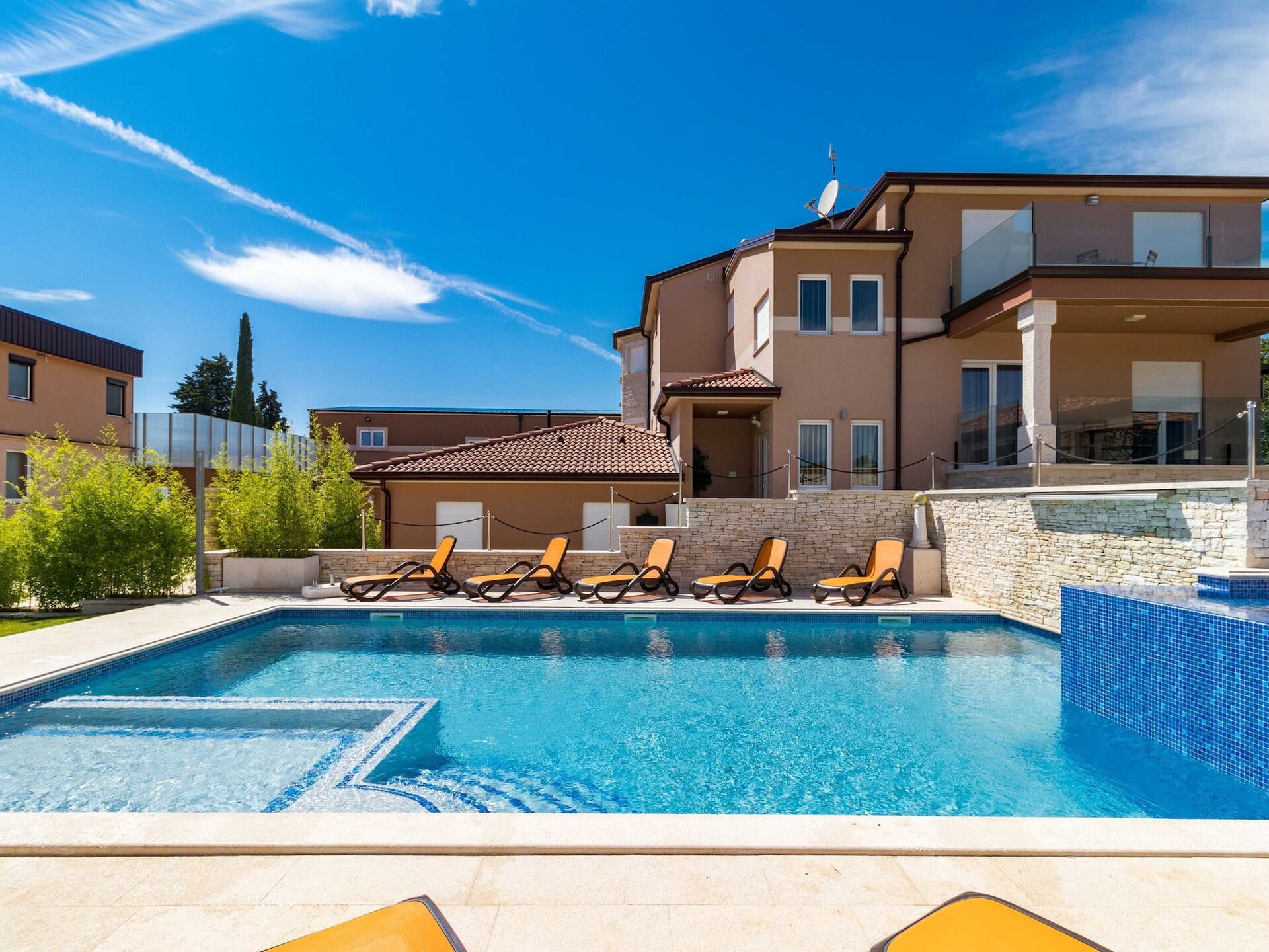 Luxe villa voor 18 personen met privézwembad, jacuzzi en sportfaciliteiten in Valtura - foto 23