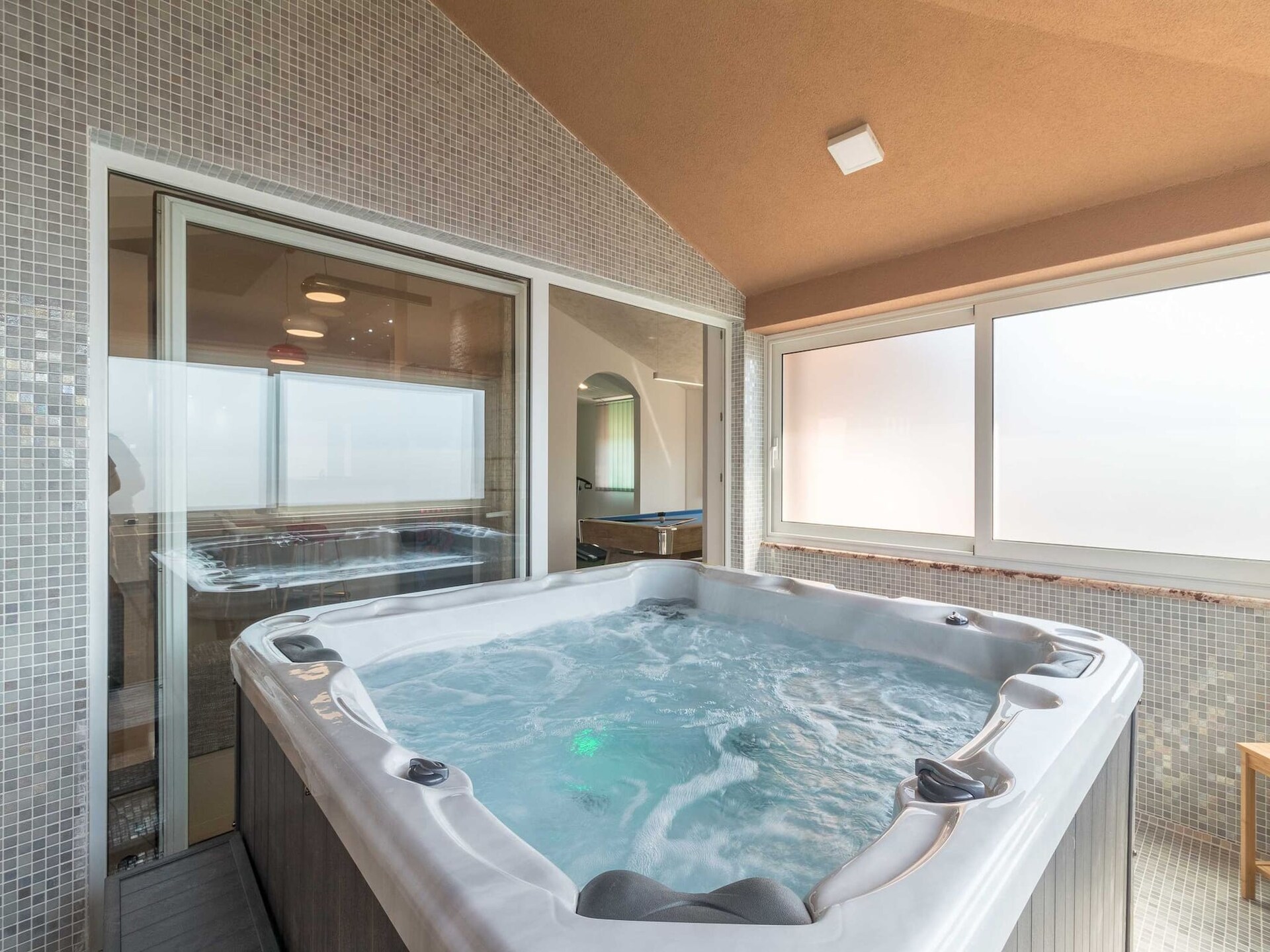 Luxe villa voor 18 personen met privézwembad, jacuzzi en sportfaciliteiten in Valtura - foto 48