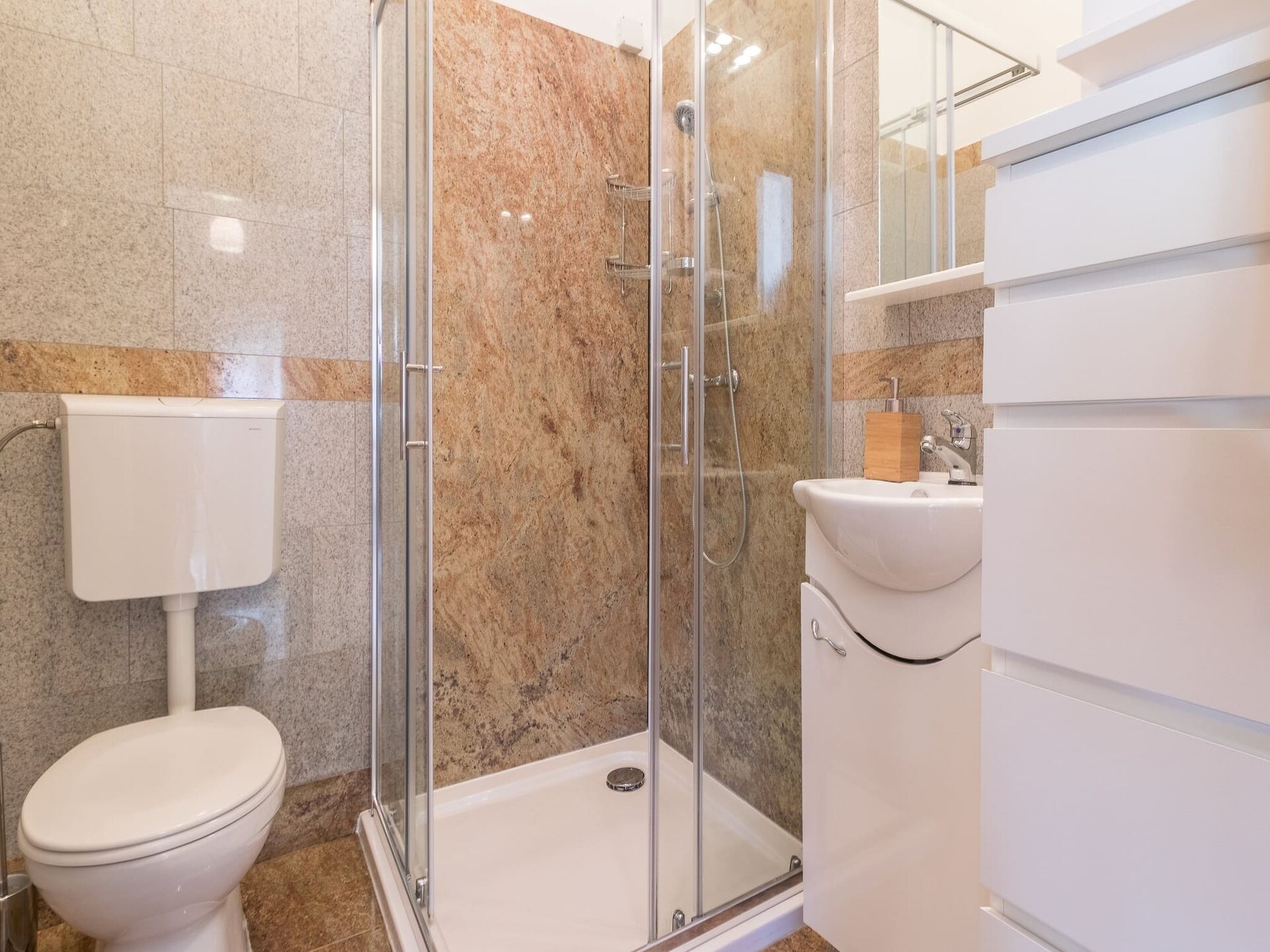 Luxe villa voor 18 personen met privézwembad, jacuzzi en sportfaciliteiten in Valtura - foto 32