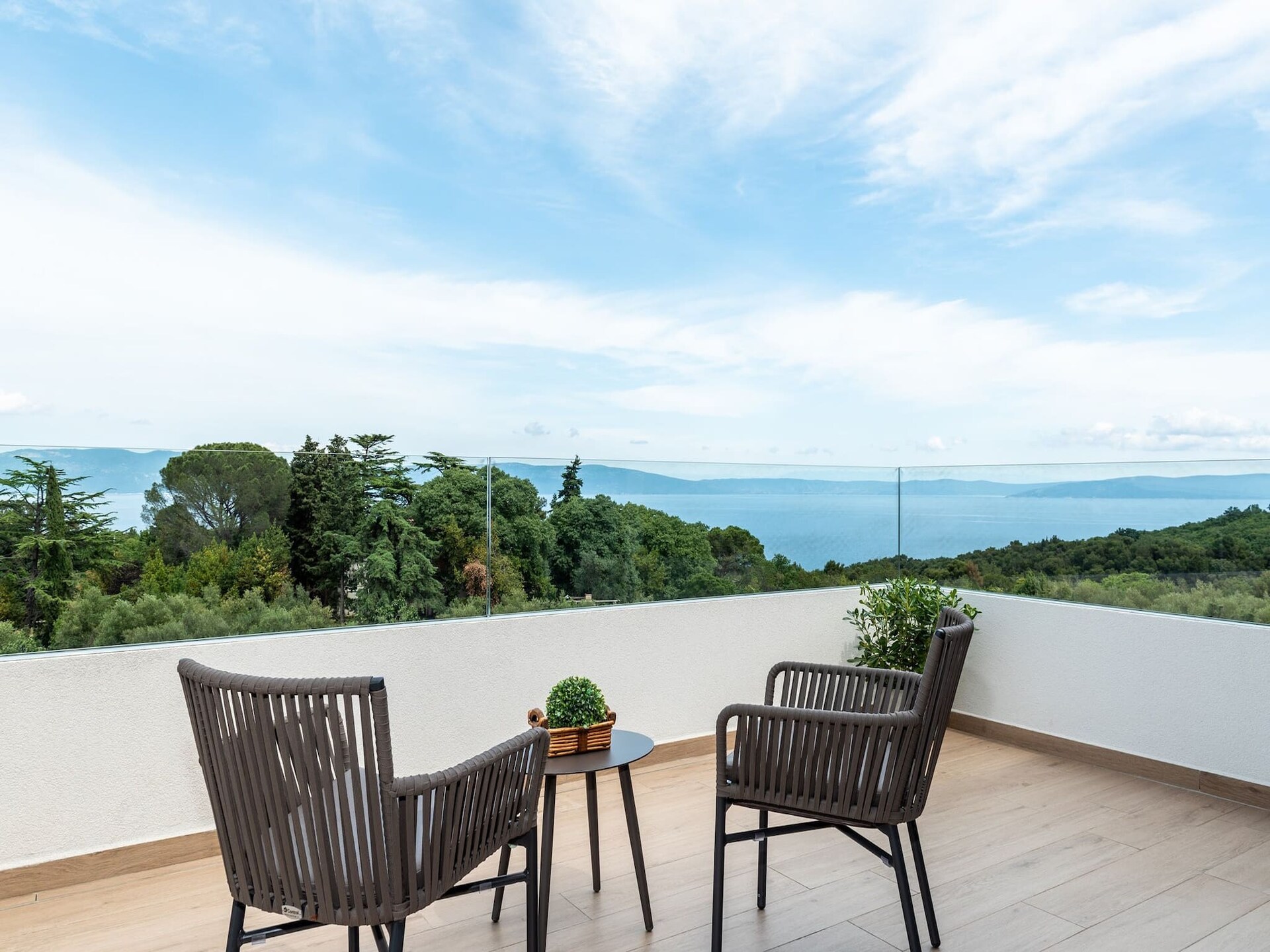 Villa Laurea: Modern Genieten met Privézwembad nabij Strand Drenje - foto 33