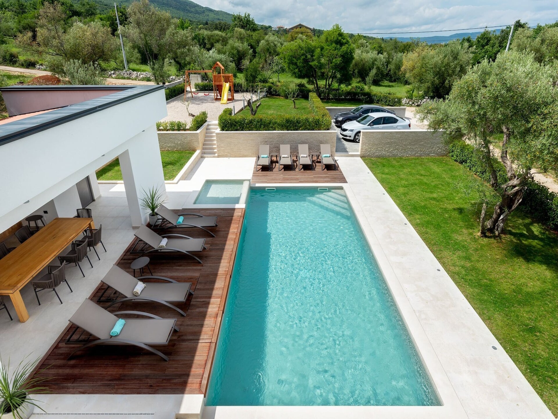 Villa Laurea: Modern Genieten met Privézwembad nabij Strand Drenje - foto 17