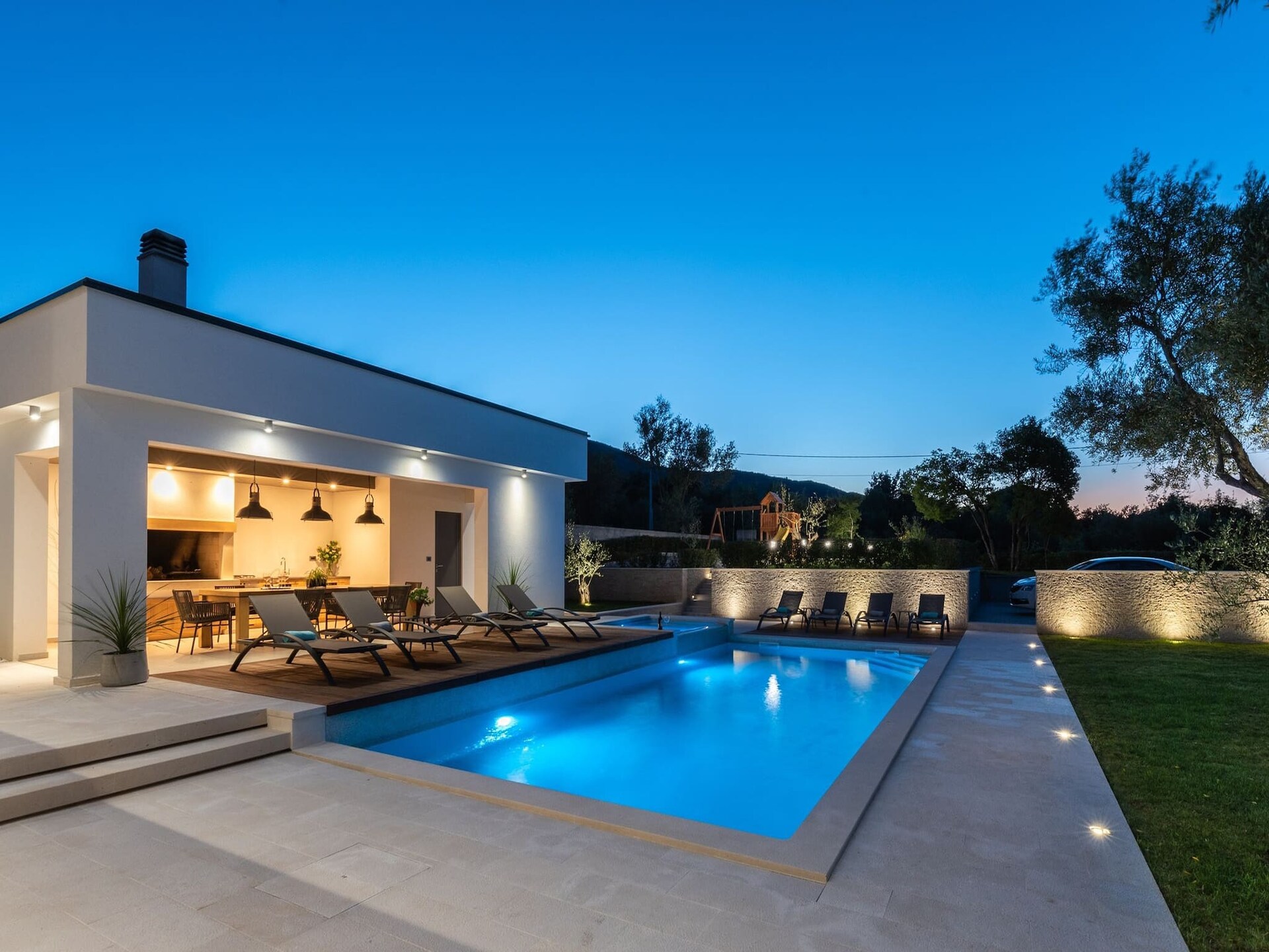 Villa Laurea: Modern Genieten met Privézwembad nabij Strand Drenje - foto 15