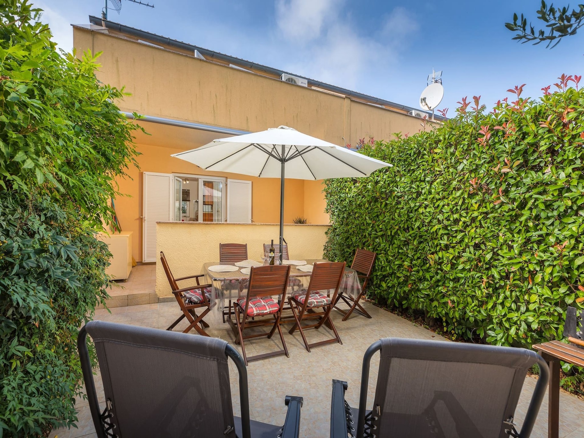5-persoons appartement met zwembad in Ližnjan - foto 38