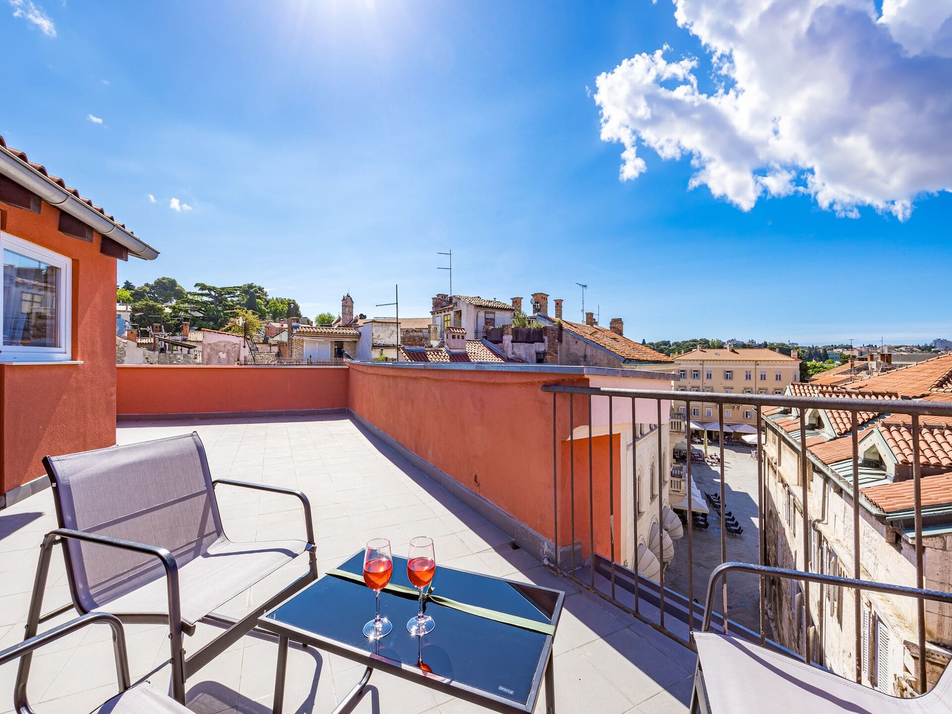 Capitolina Studio in hartje Pula met fenomenaal dakterras en zeezicht - foto 6