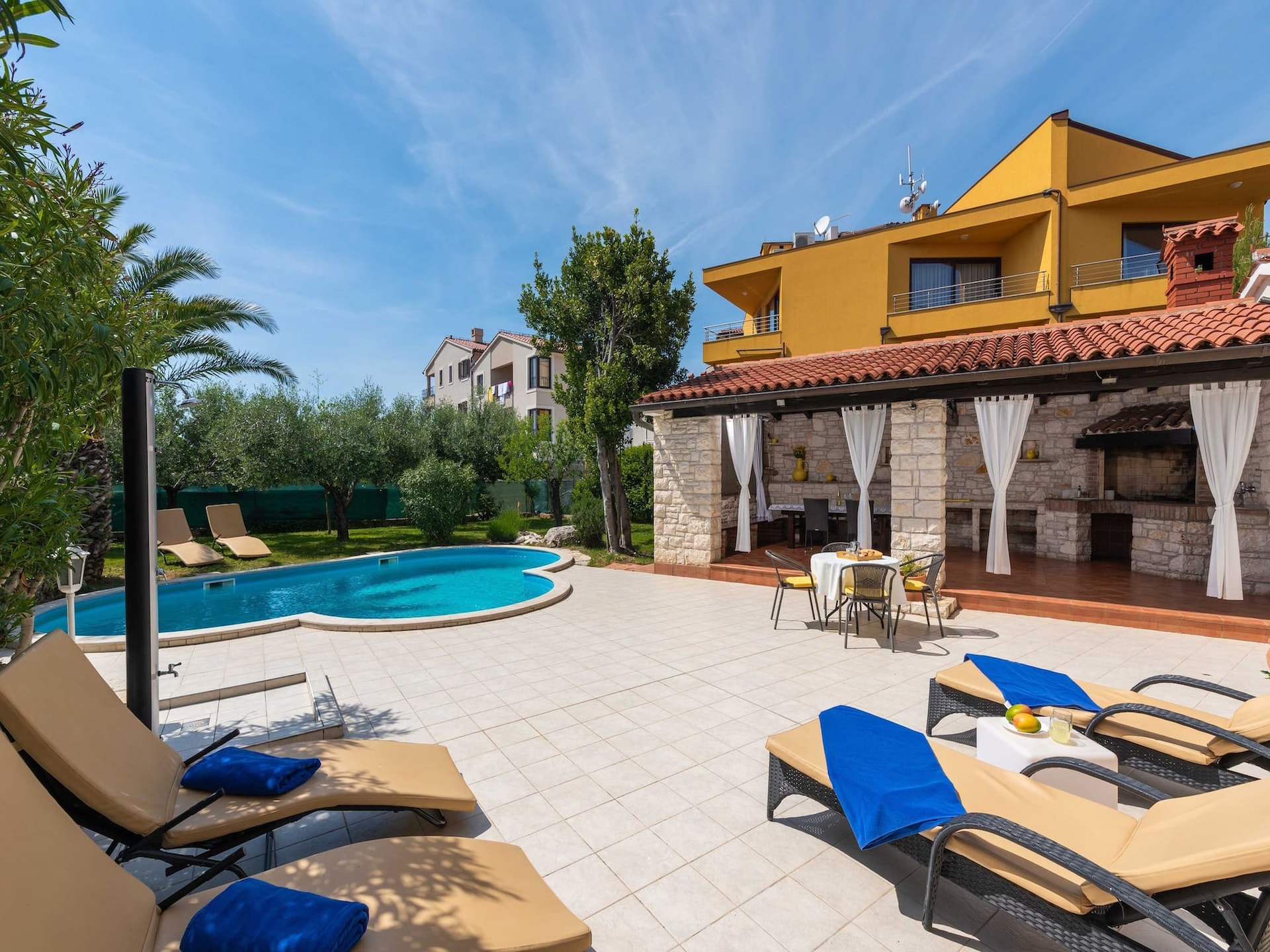 Centraal gelegen villa in Premantura met privézwembad voor 8 personen - foto 31