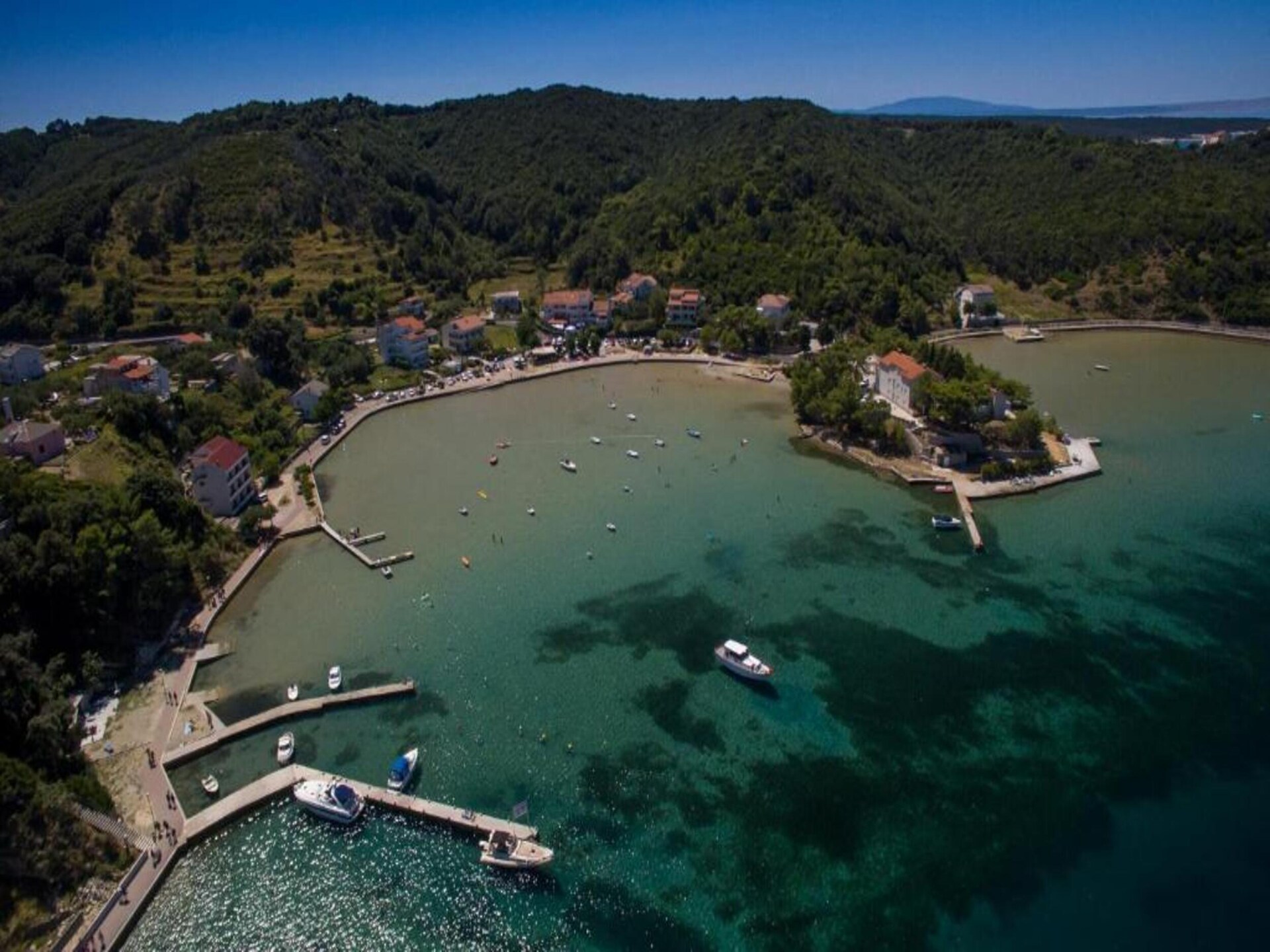 Appartement met zeezicht en balkon, 300m van strand in Supetarska Draga - foto 23