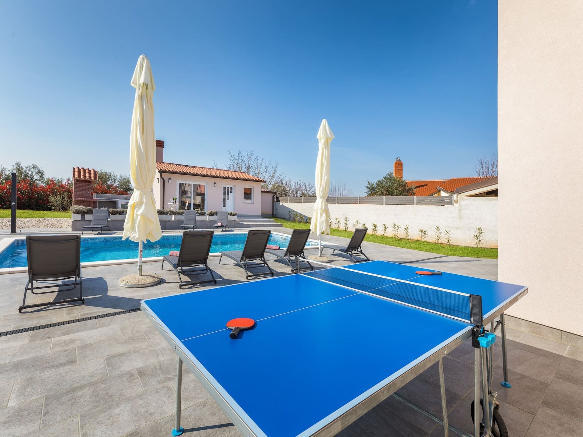 12-persoons villa in Valbandon met privézwembad - foto 46